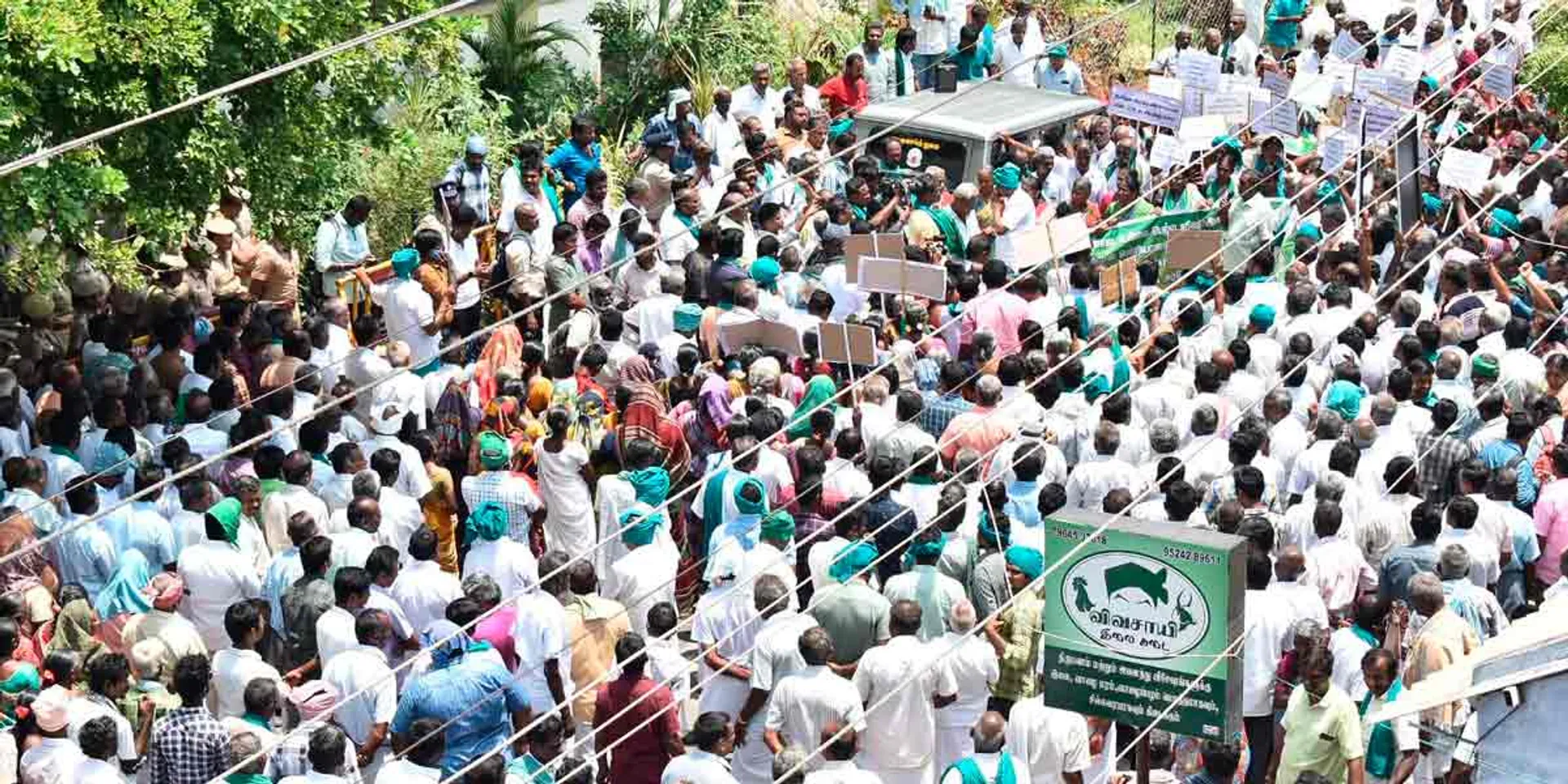 Farmers struggle by laying siege to the Water Resources Department office