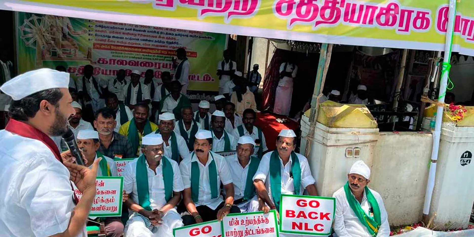 Peasants satyagraha with rattai