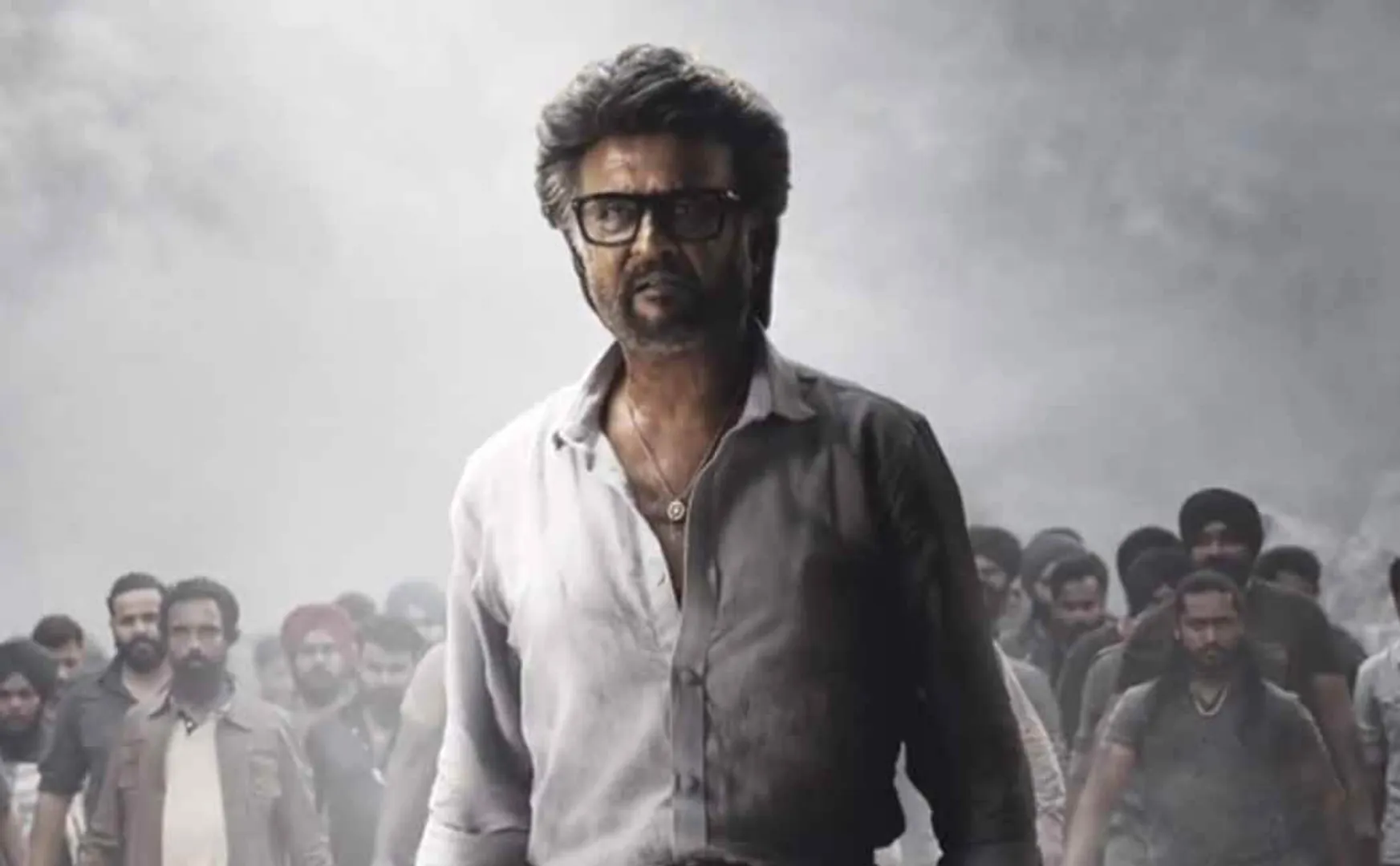 Kadambur Raju has given free tickets to Jailer movie for Rajini fans