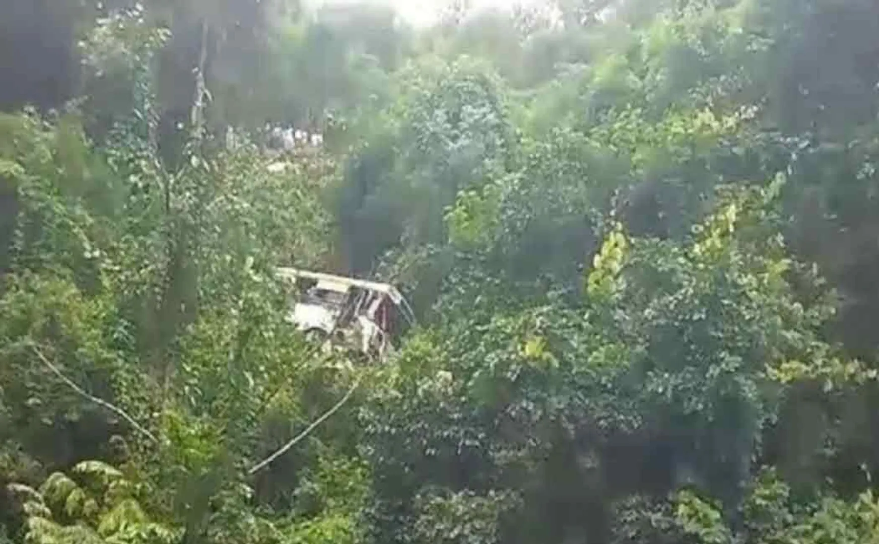 A bus fell into a 100-foot ravine in Andhra pradesh 