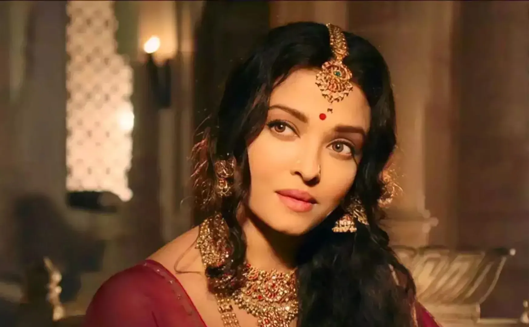 Aishwarya Rai Maharashtra minister