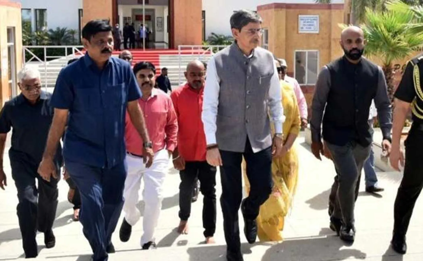 governor Ravi at the graduation ceremony of Coimbatore Bharathiar University