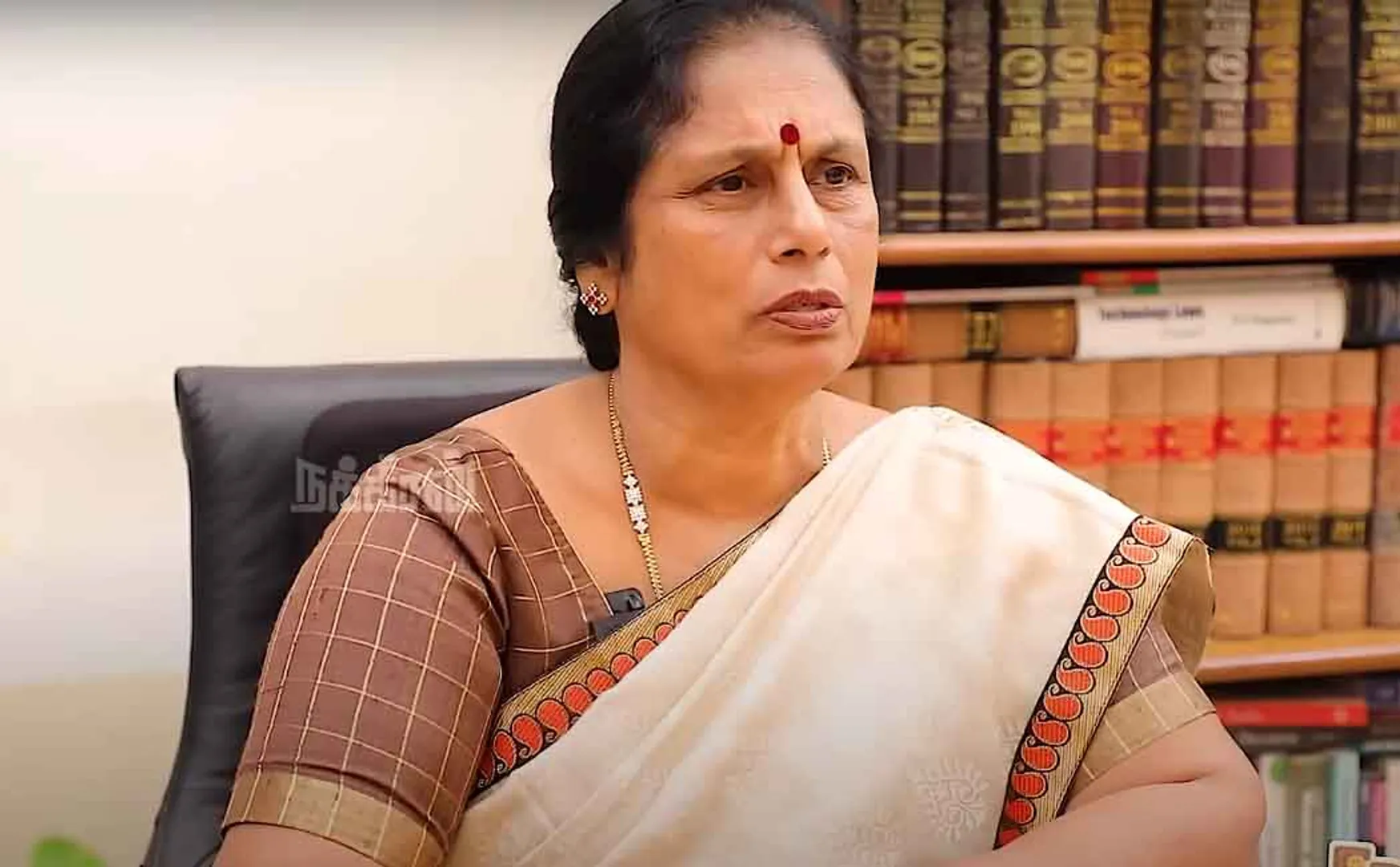  advocate-santhakumaris-valakku-en-32