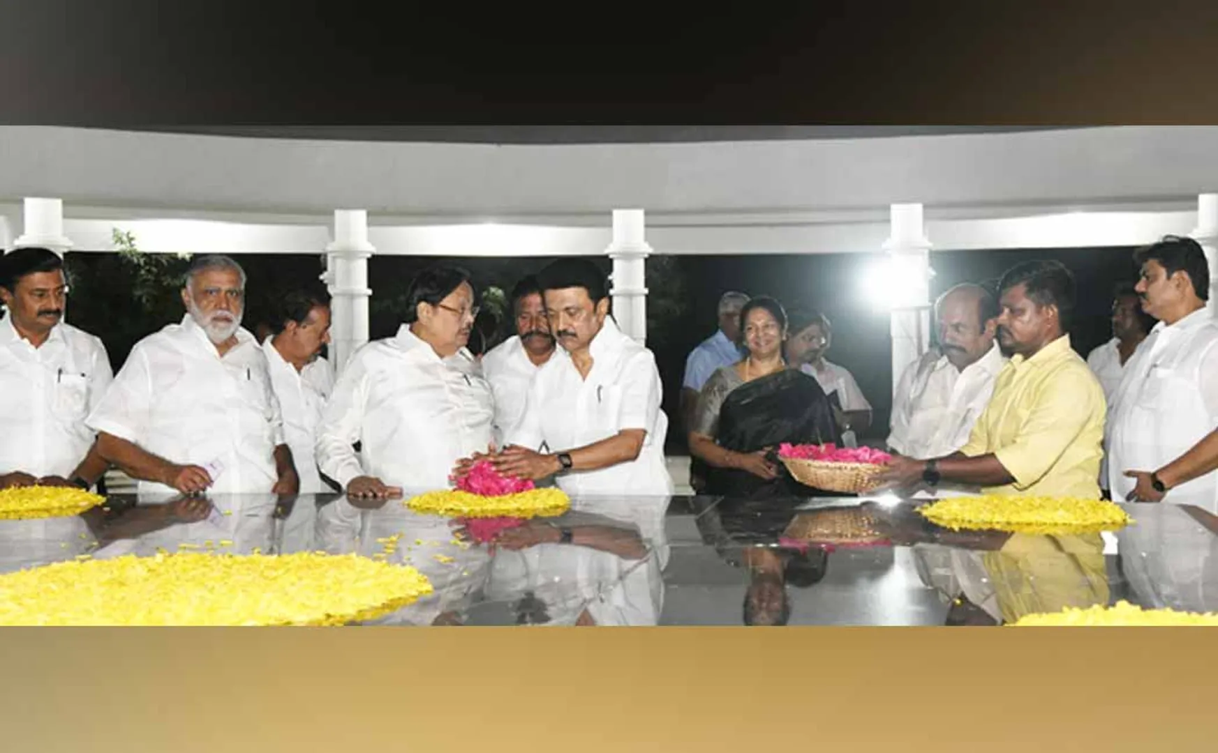 arignar Anna kalaignar Memorial at Chief Minister M. K. Stalin  
