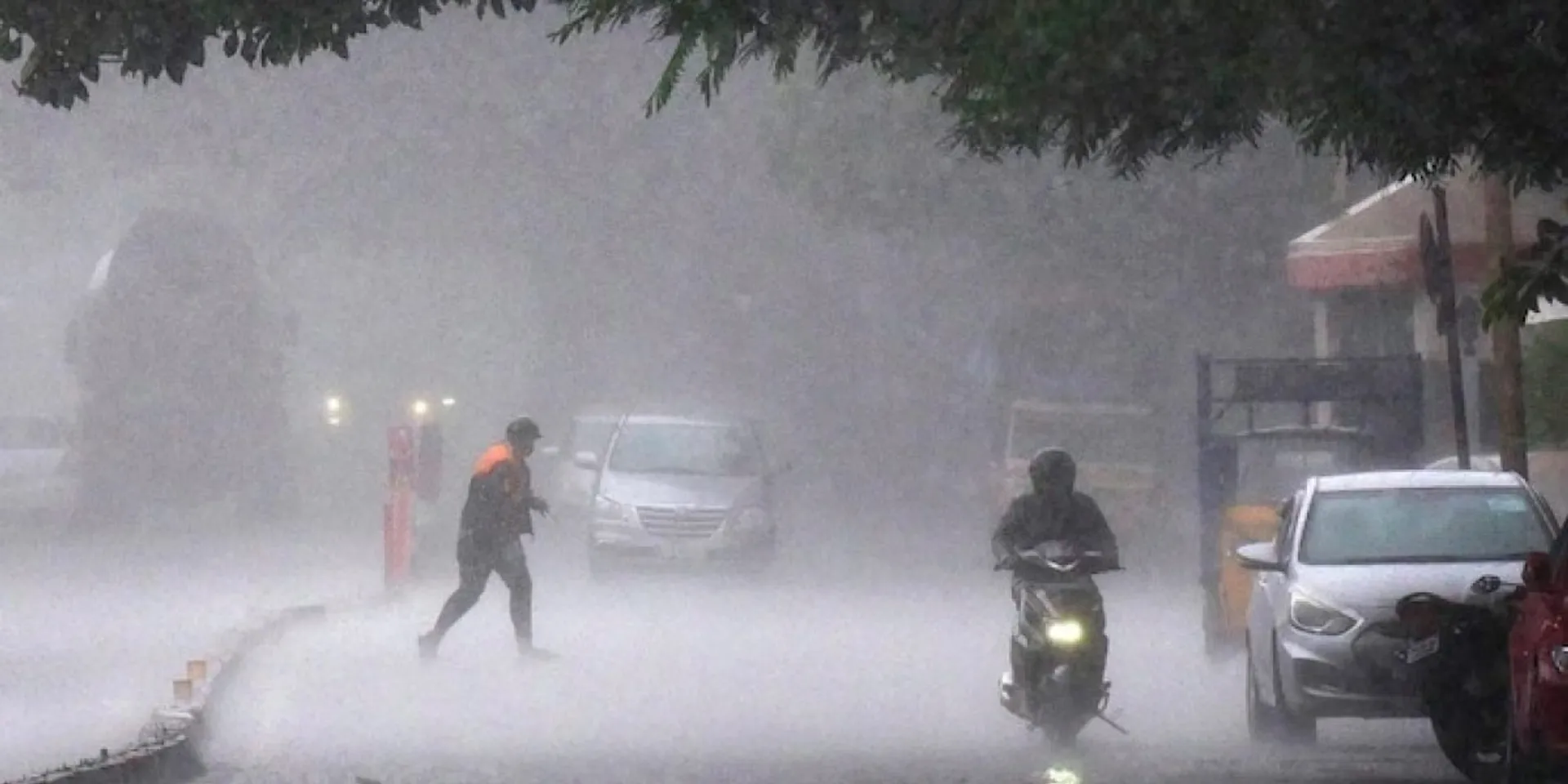  Heavy rain for 4 days; warning for 29 districts
