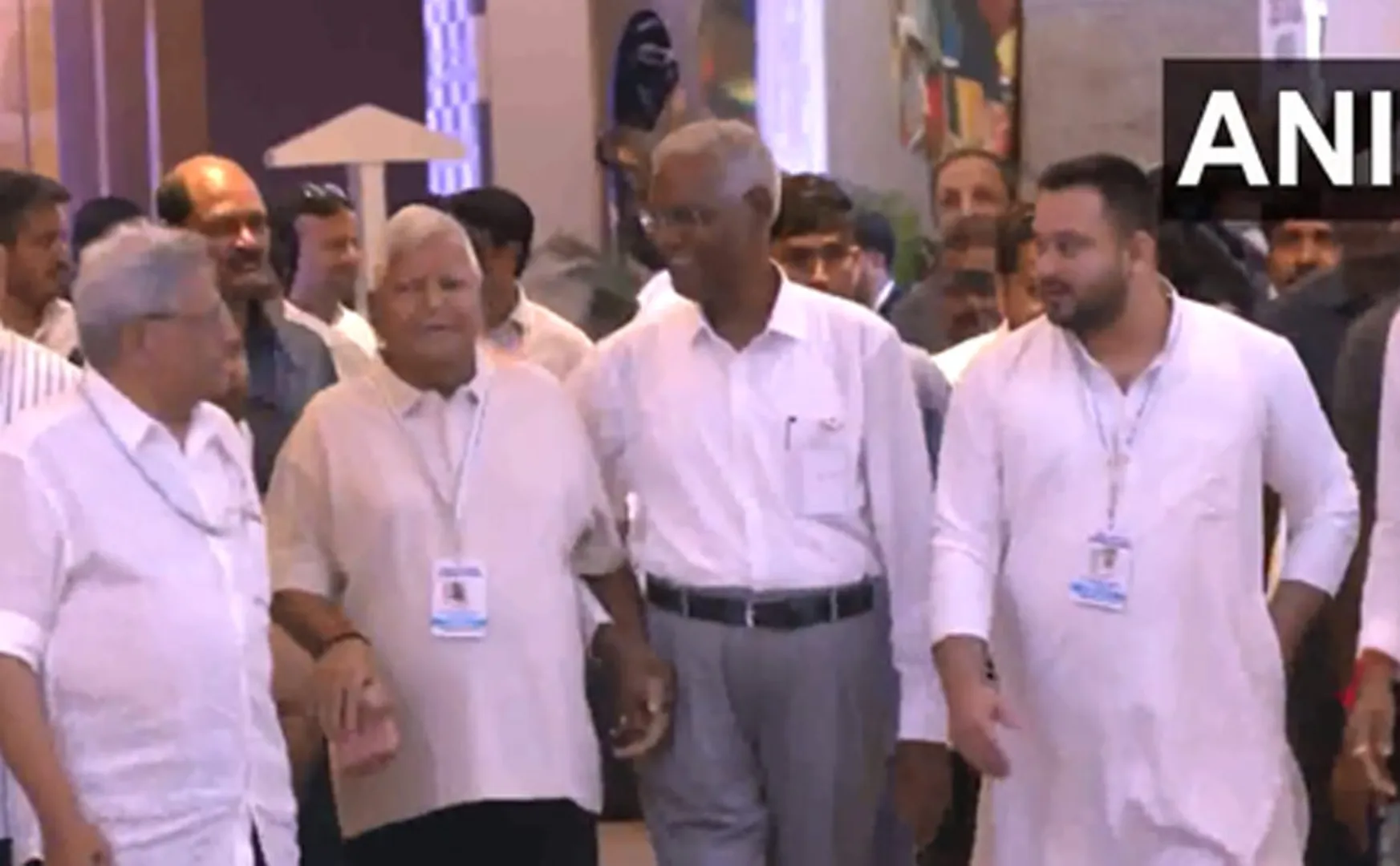 The consultation meeting of the 'India' alliance started in Mumbai