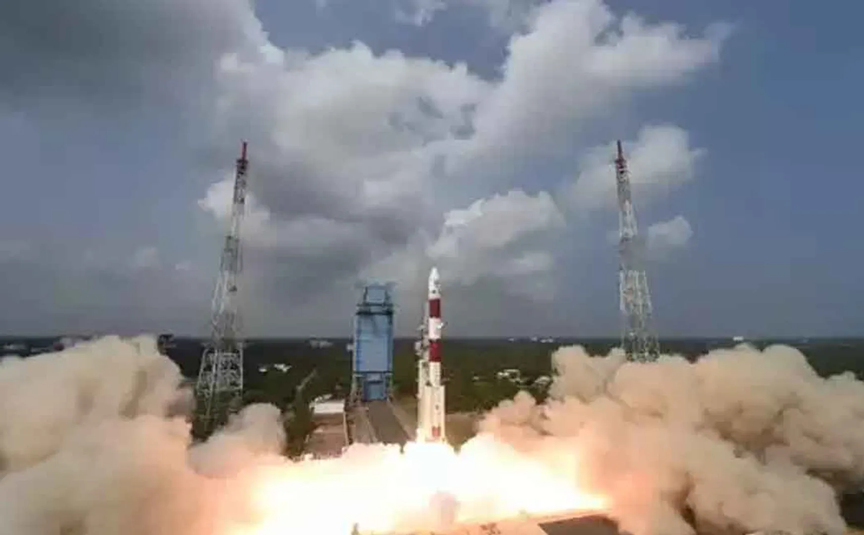 Aditya L1 flew towards the sun! ISRO on an epic journey!
