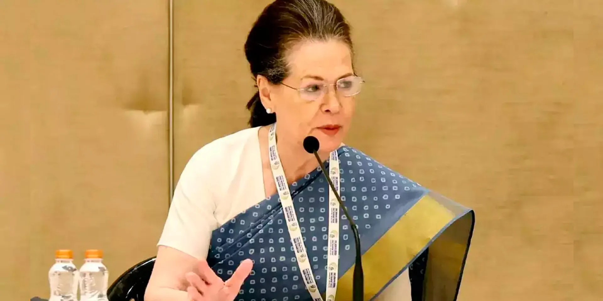 Sonia Gandhi admitted to hospital