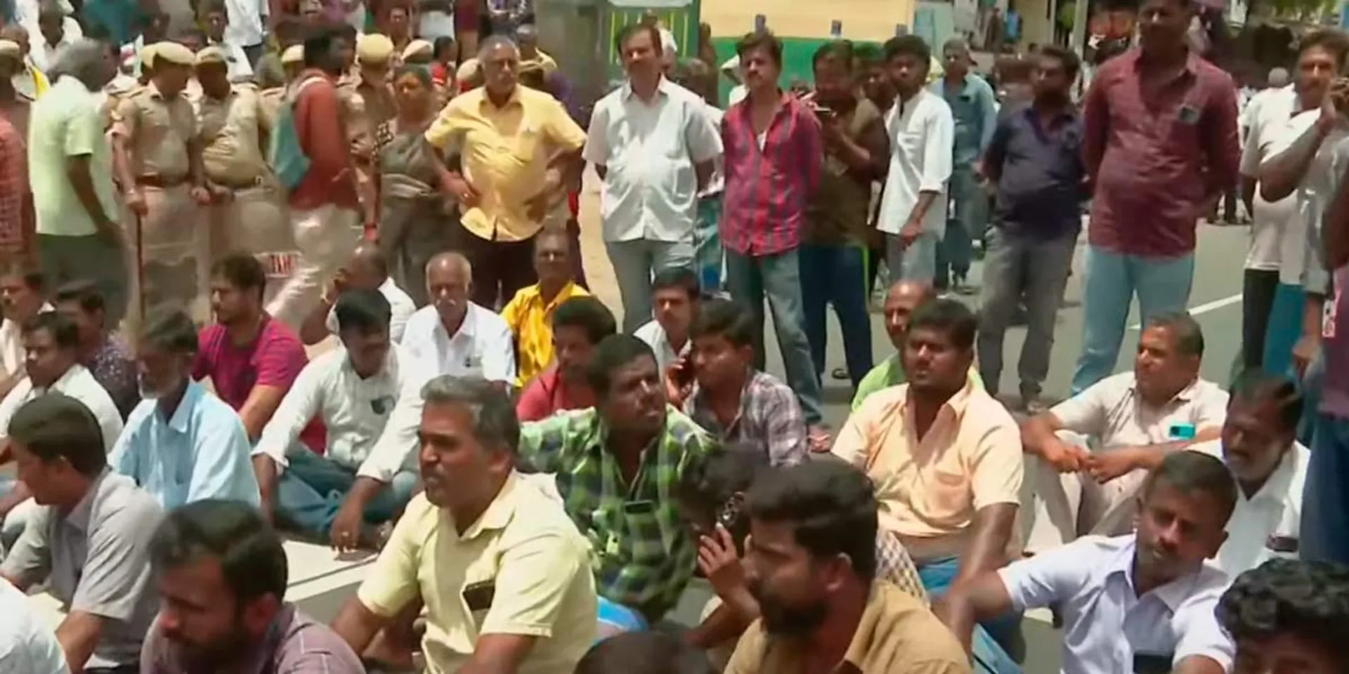  Palladam massacre incident; Relatives block road after hearing justice