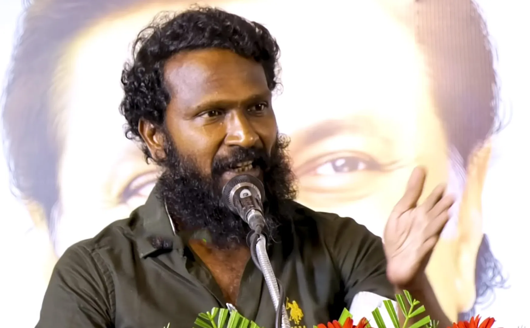 vetrimaaran about kalaignar 
