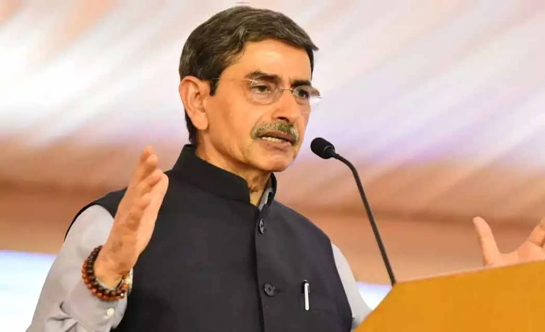 Governor Ravi said that he got education by serving the teacher