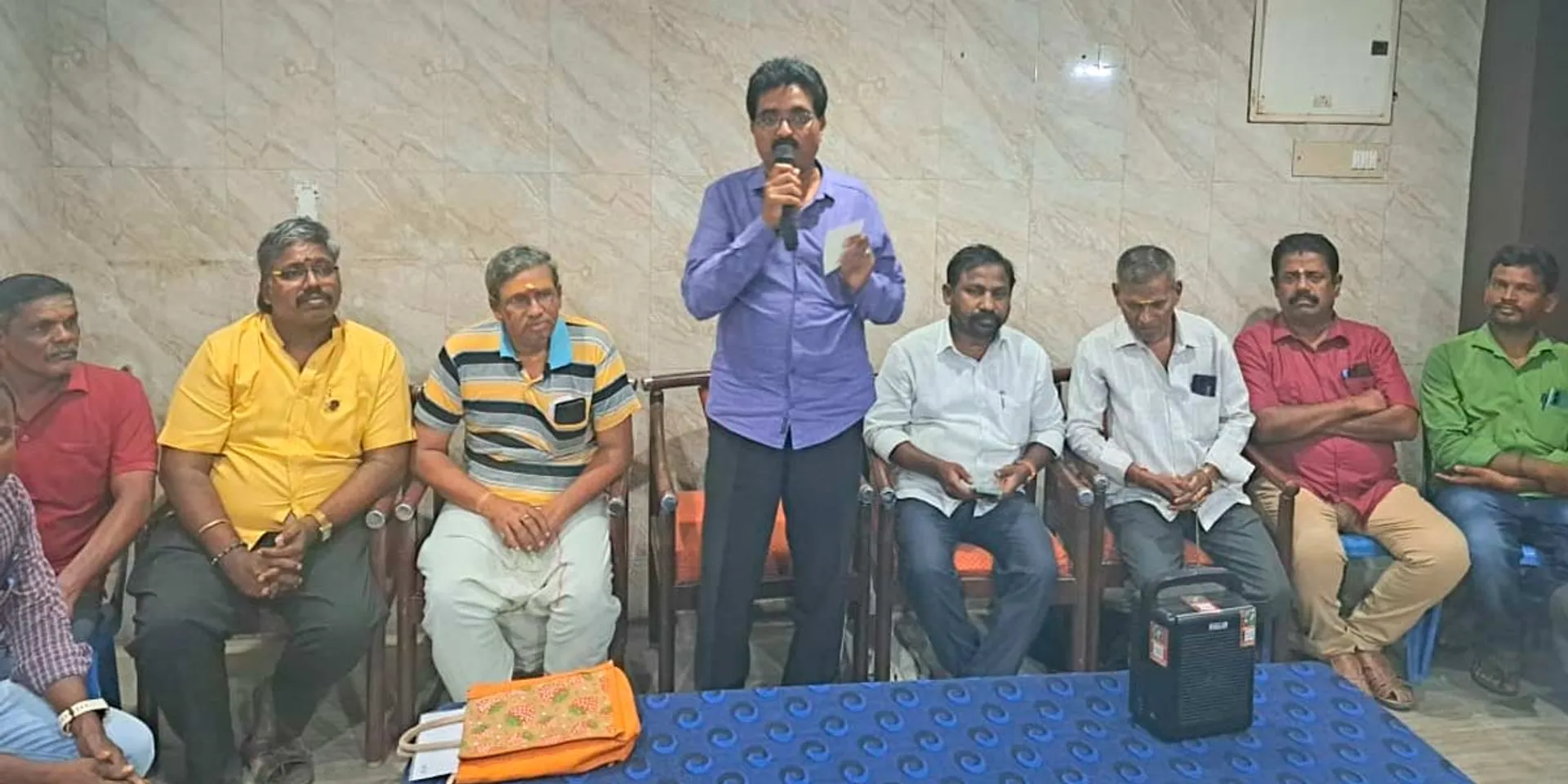 Non-stopping trains- decision to hold protest led by Thiruma