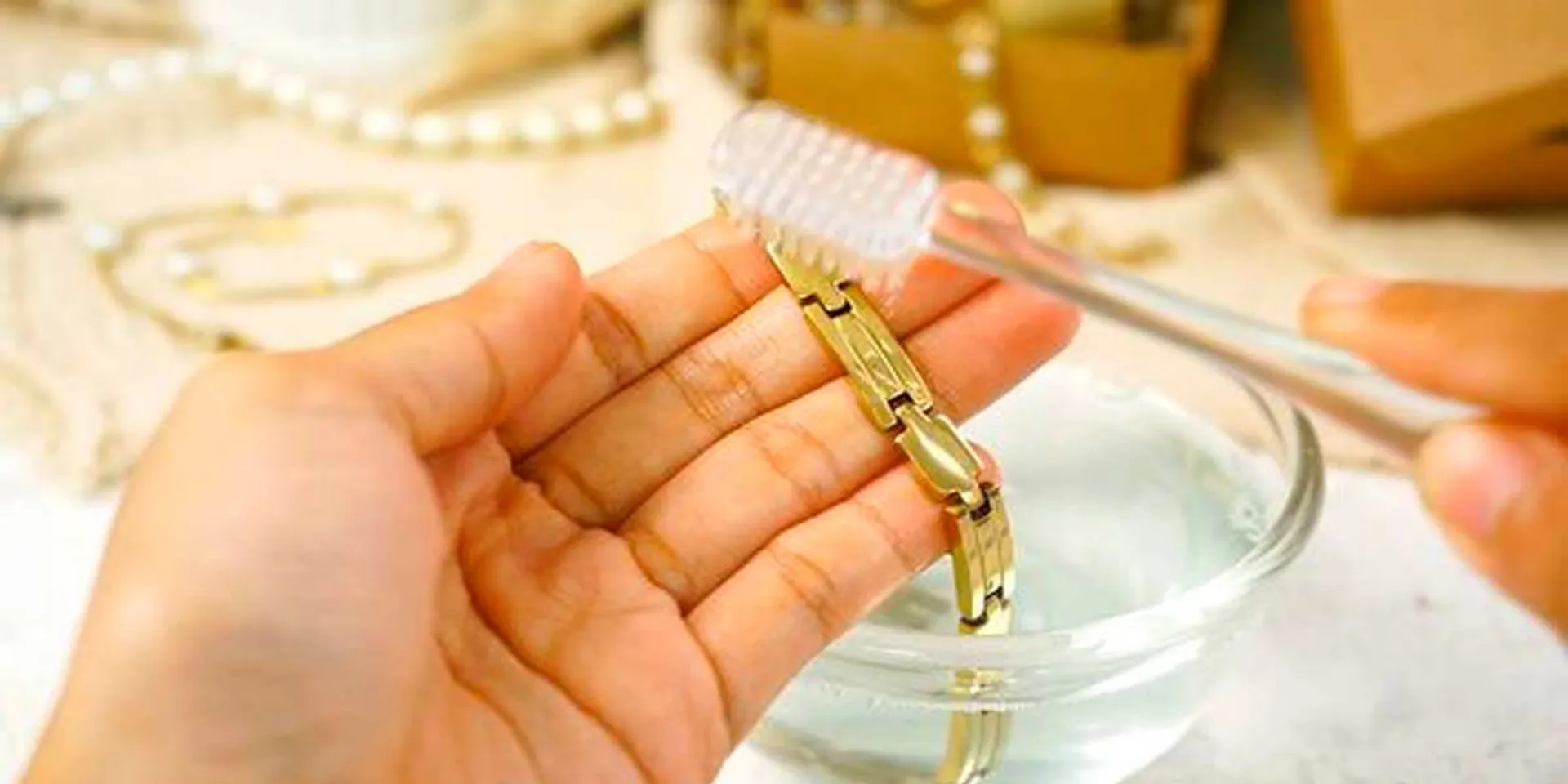  7 pounds from an old woman for polishing jewelry - Bihar youths arrested
