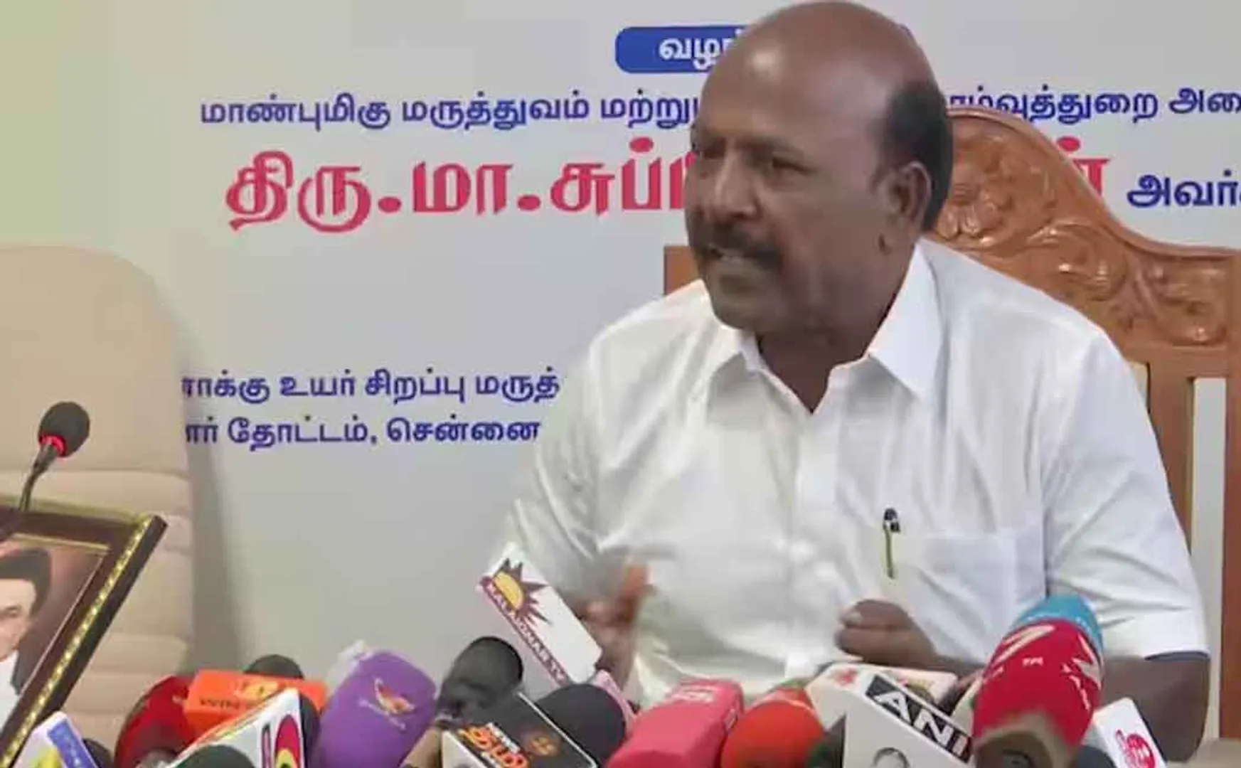 People should not be afraid of dengue Minister M.Subramanian