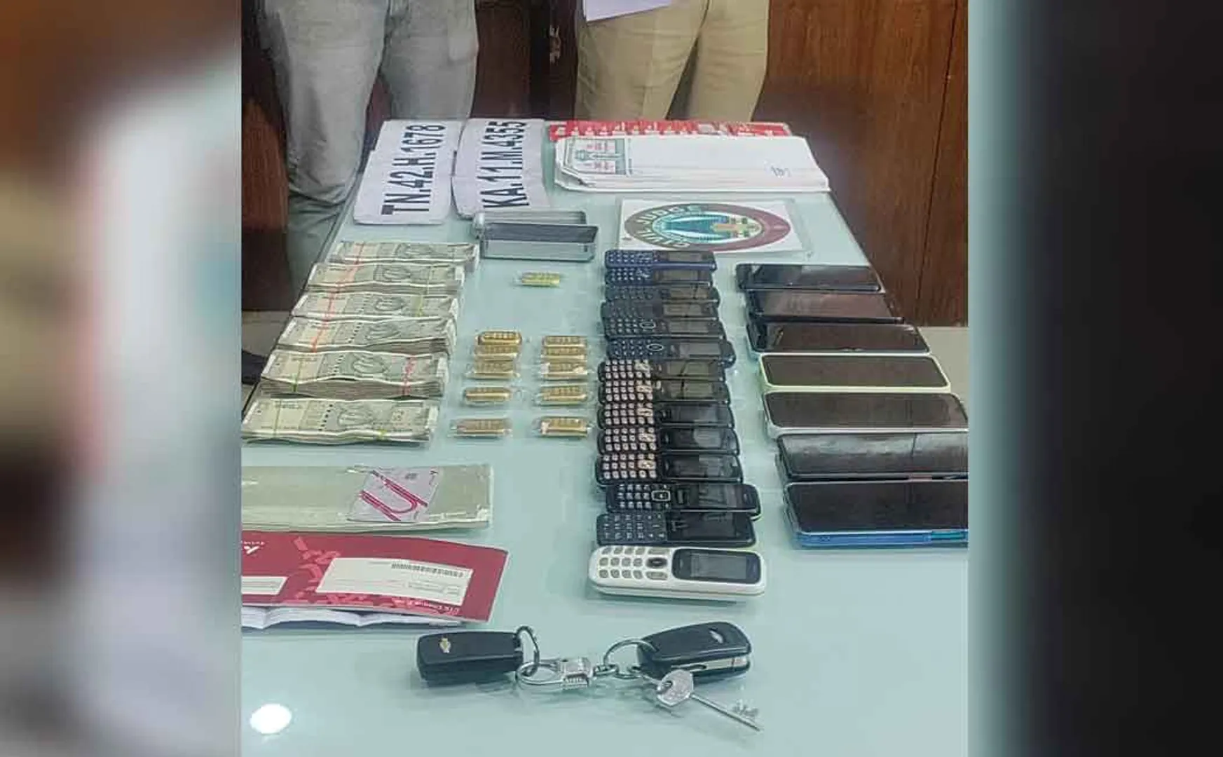There is a gold nugget! Come and take; The police caught the robbery gang