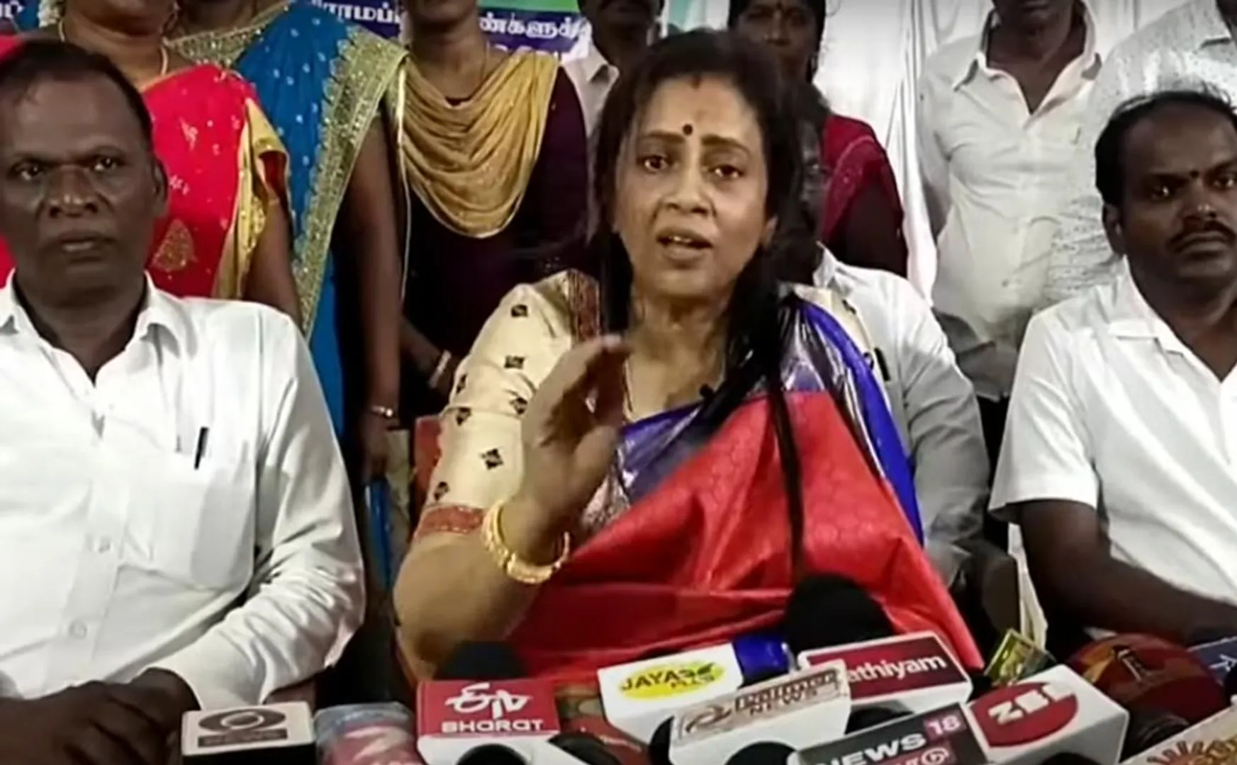 lakshmy ramakrishnan about women reservation 