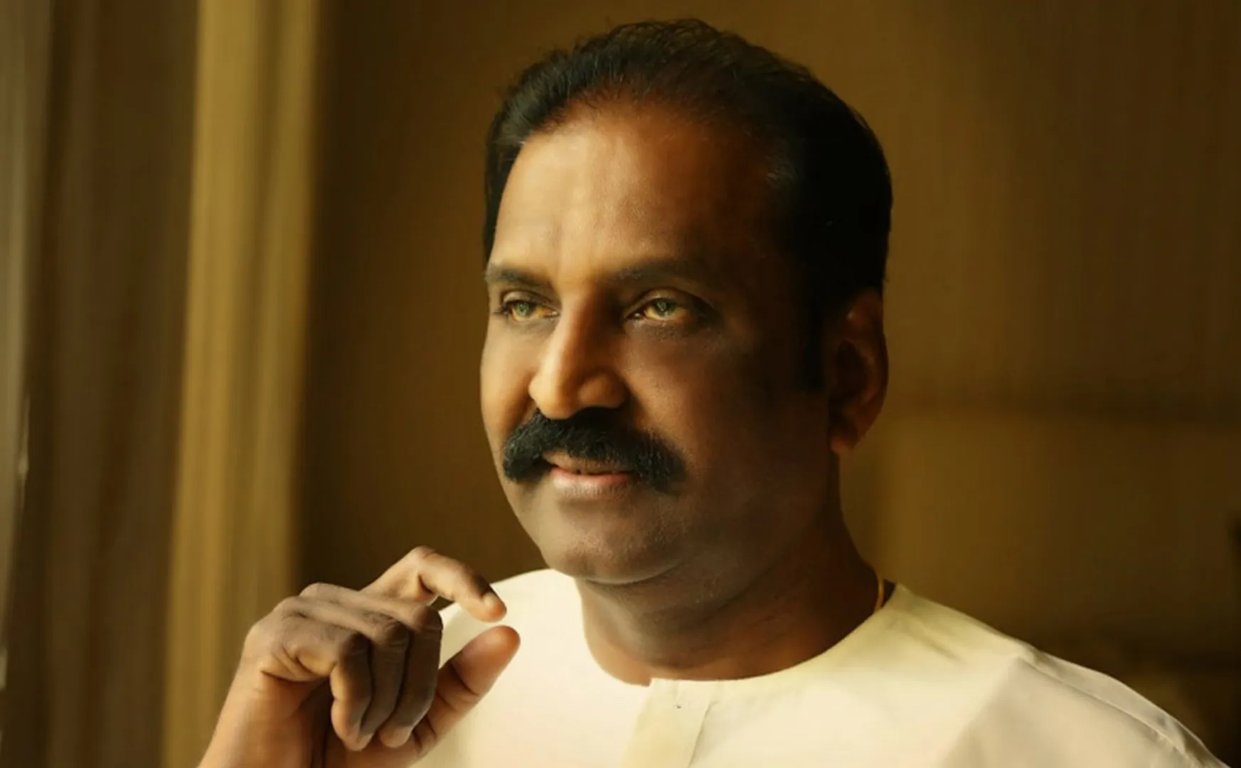 vairamuthu wishes kareena kapoor 