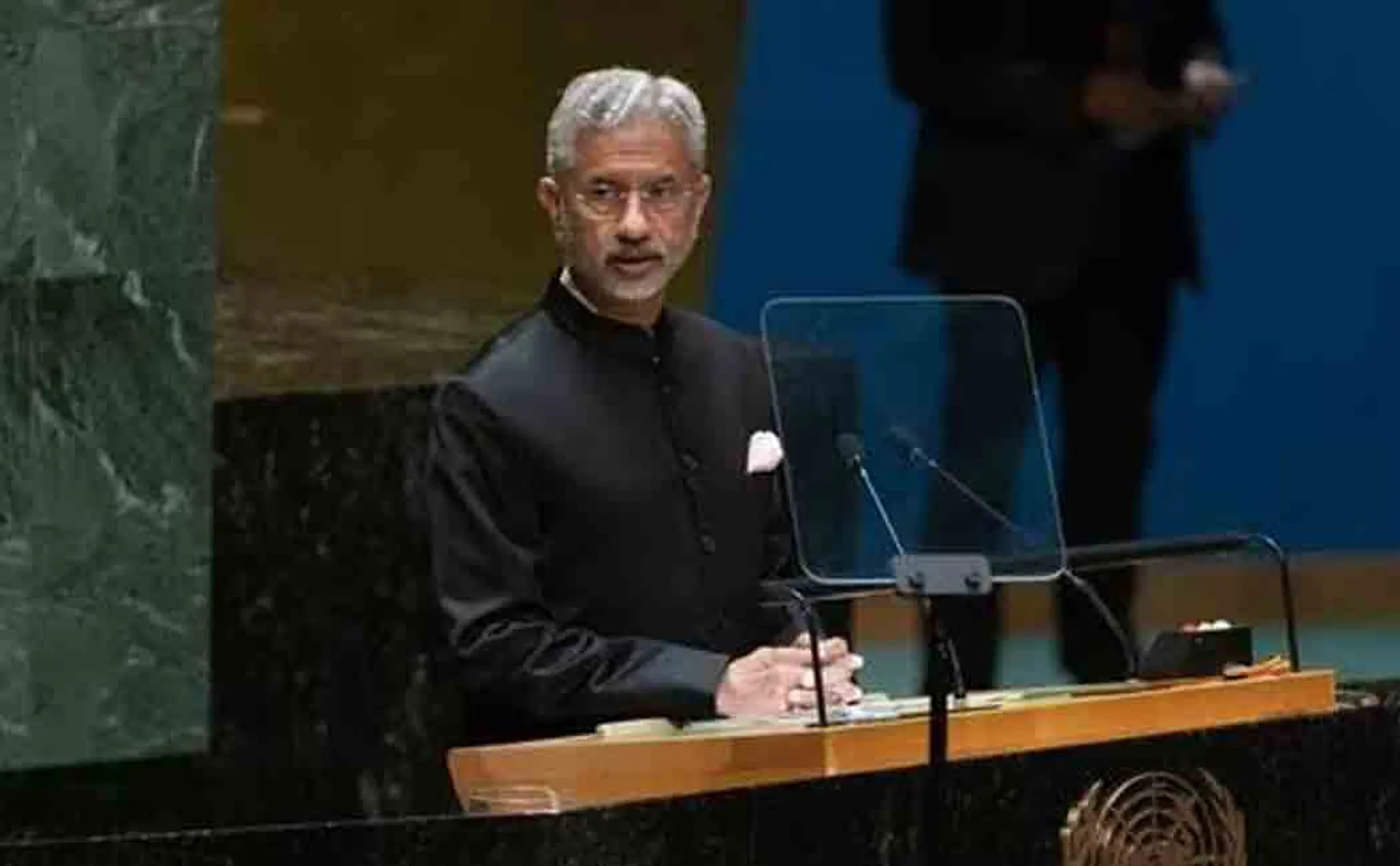 Foreign Minister's Indirect speech about Canada