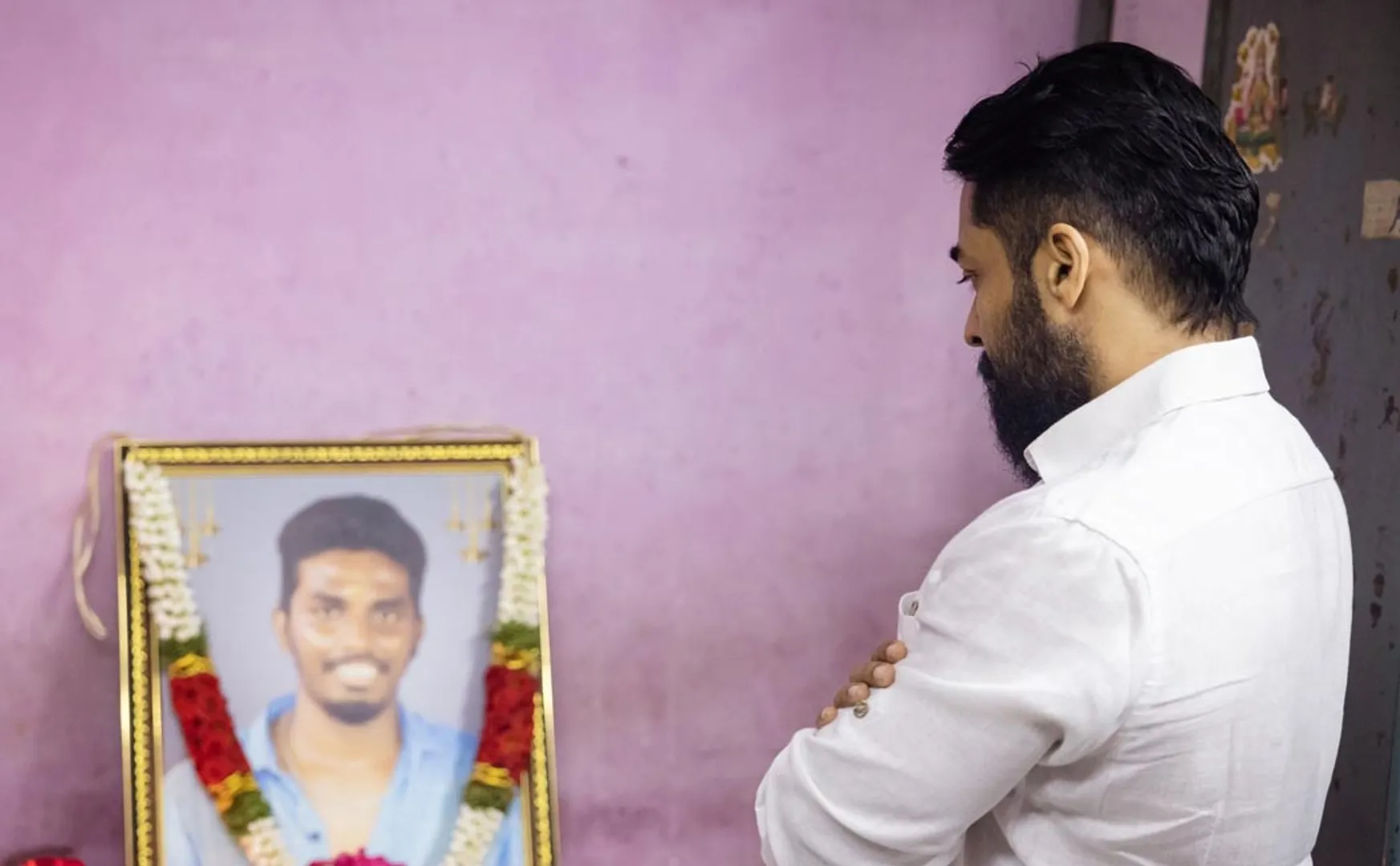 Suriya paid tribute to his fans paased away 