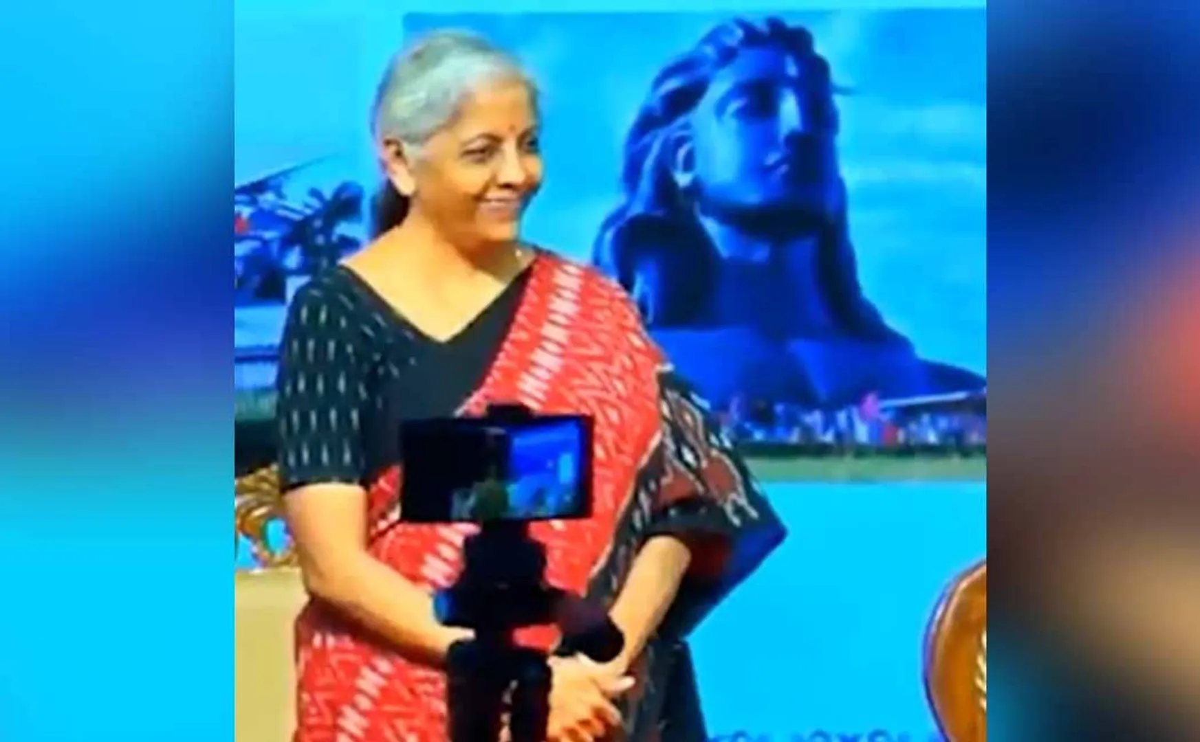 Come on the stage and say it say Nirmala Sitharaman is sensational at the show