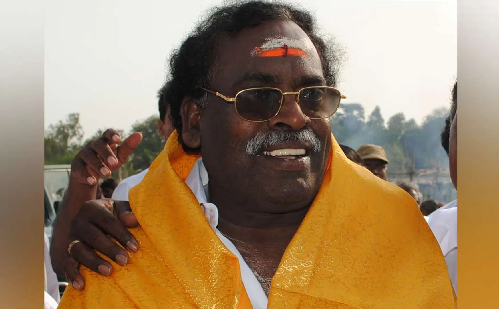 AIADMK  members demand to change Arpattam date