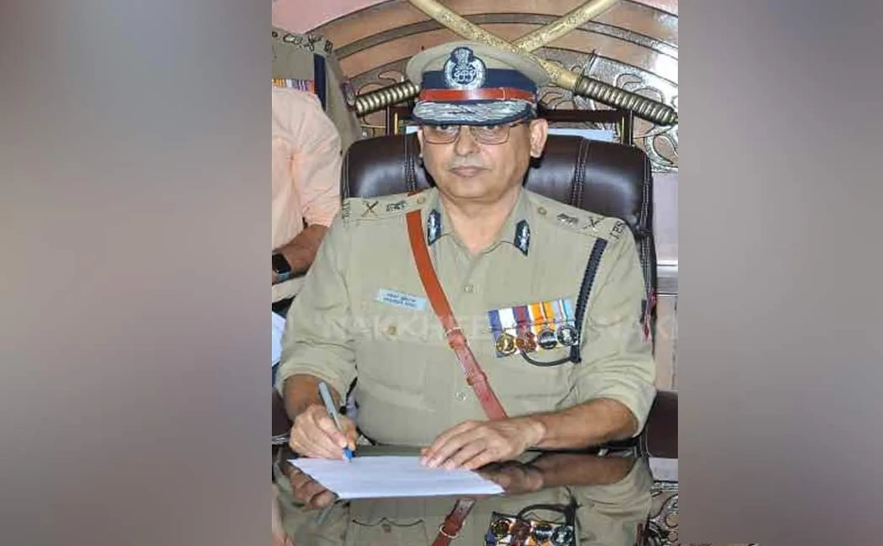 SSI Bhuminathan case DGP praises police officers