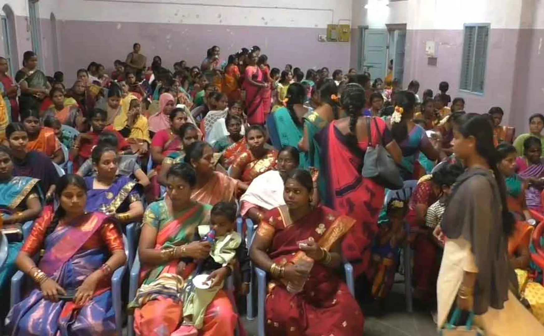 Tragedy happened to pregnant women at the community baby shower event!