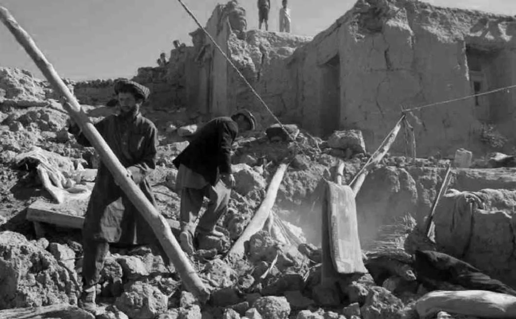 Earthquake in Afghanistan The toll exceeds 2 thousand