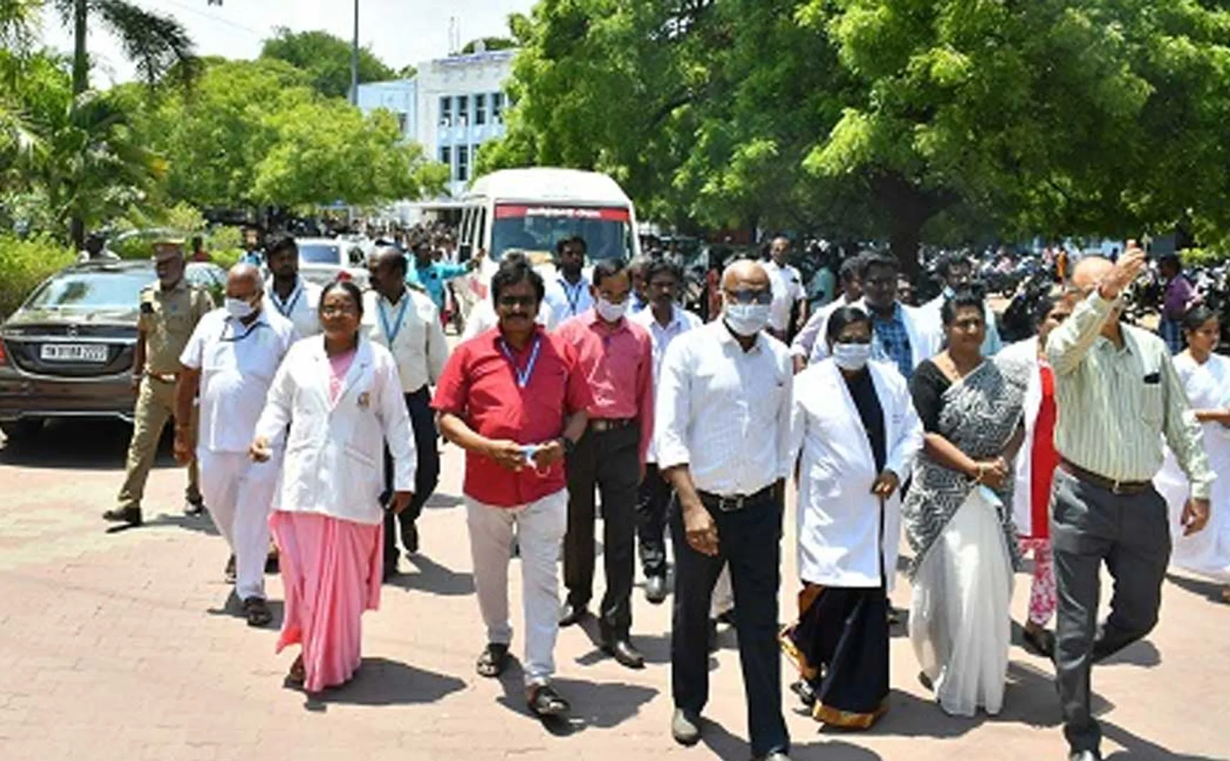 Govt first honor to worker who donated  organs.
