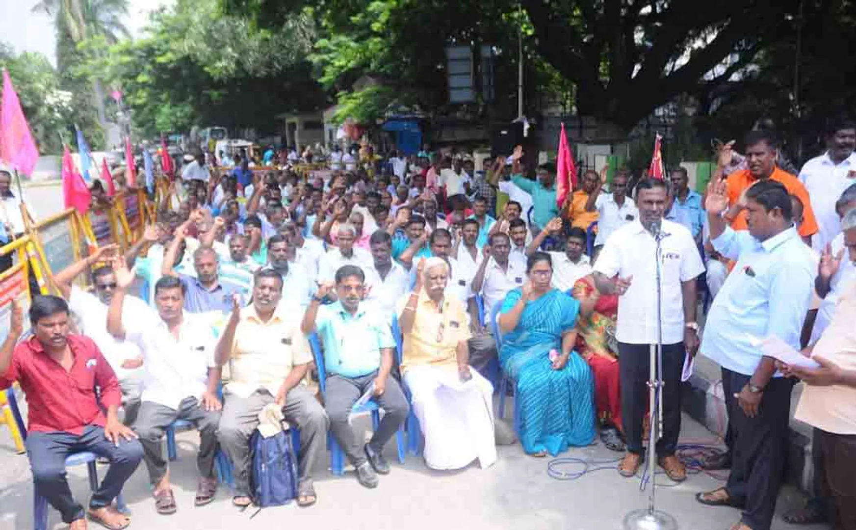 Highways Department Road Maintenance Employees Union Demonstration (Pictures)