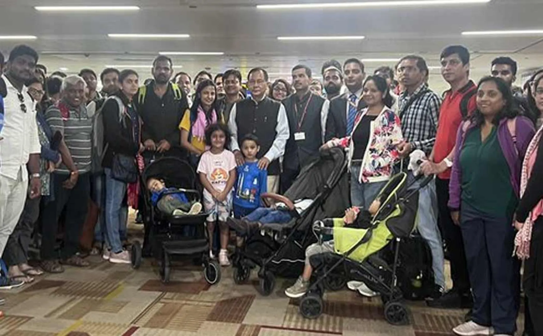 2nd flight from Israel arrives in Delhi!
