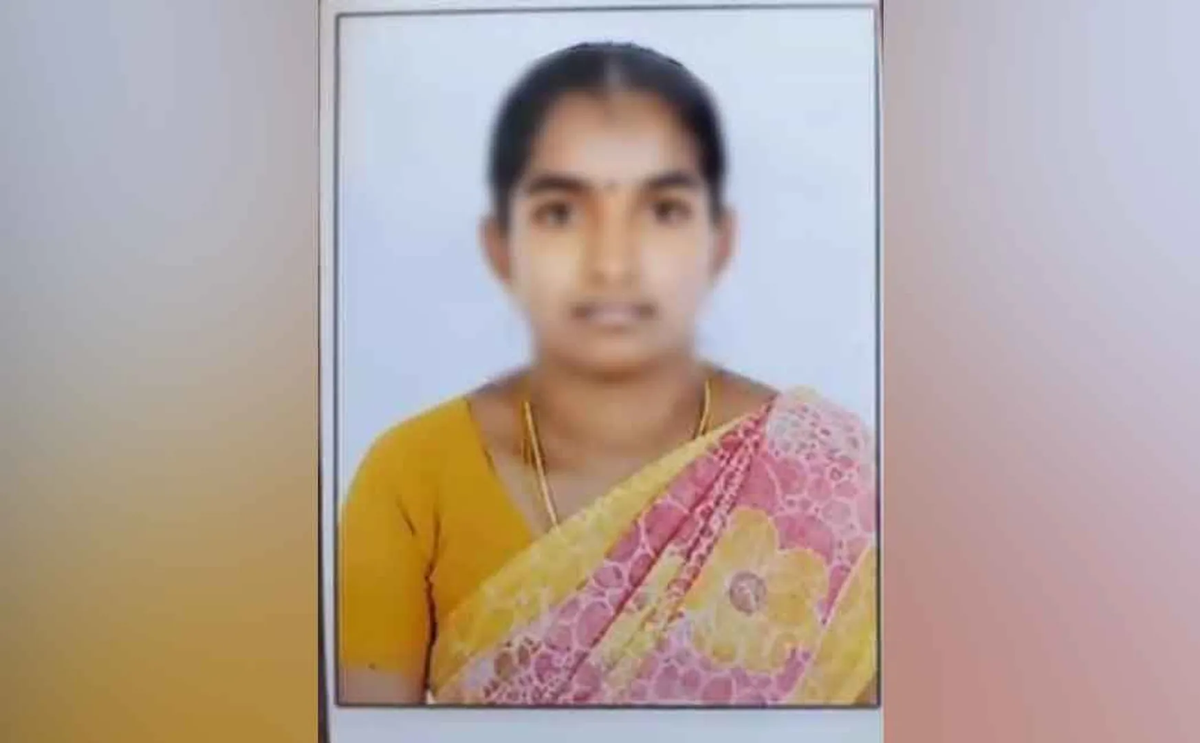 woman passes away in trichy family members demanding to take action 