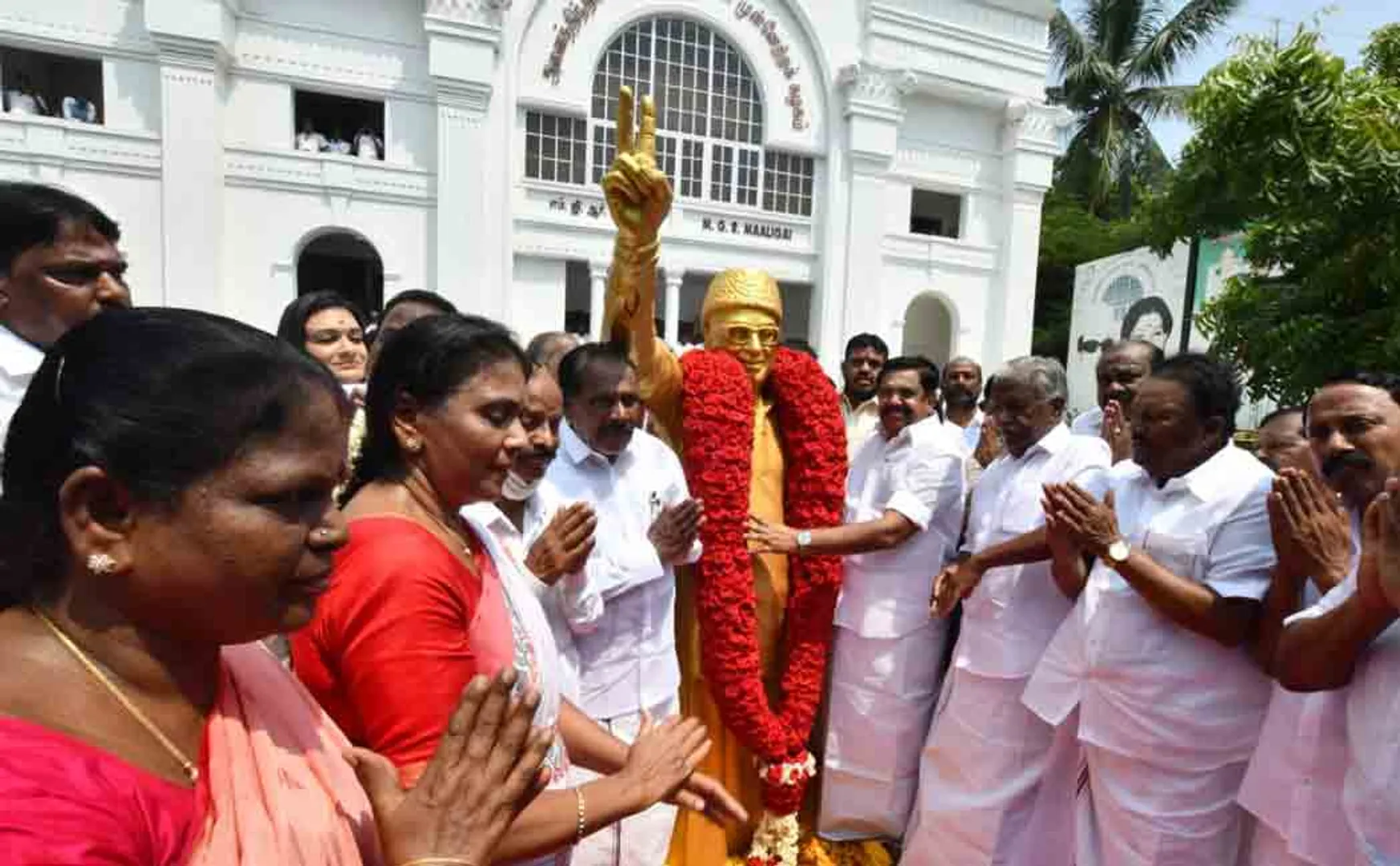 AIADMK's 52nd Annual Inauguration Ceremony under the leadership of E.P.S. (Pictures)