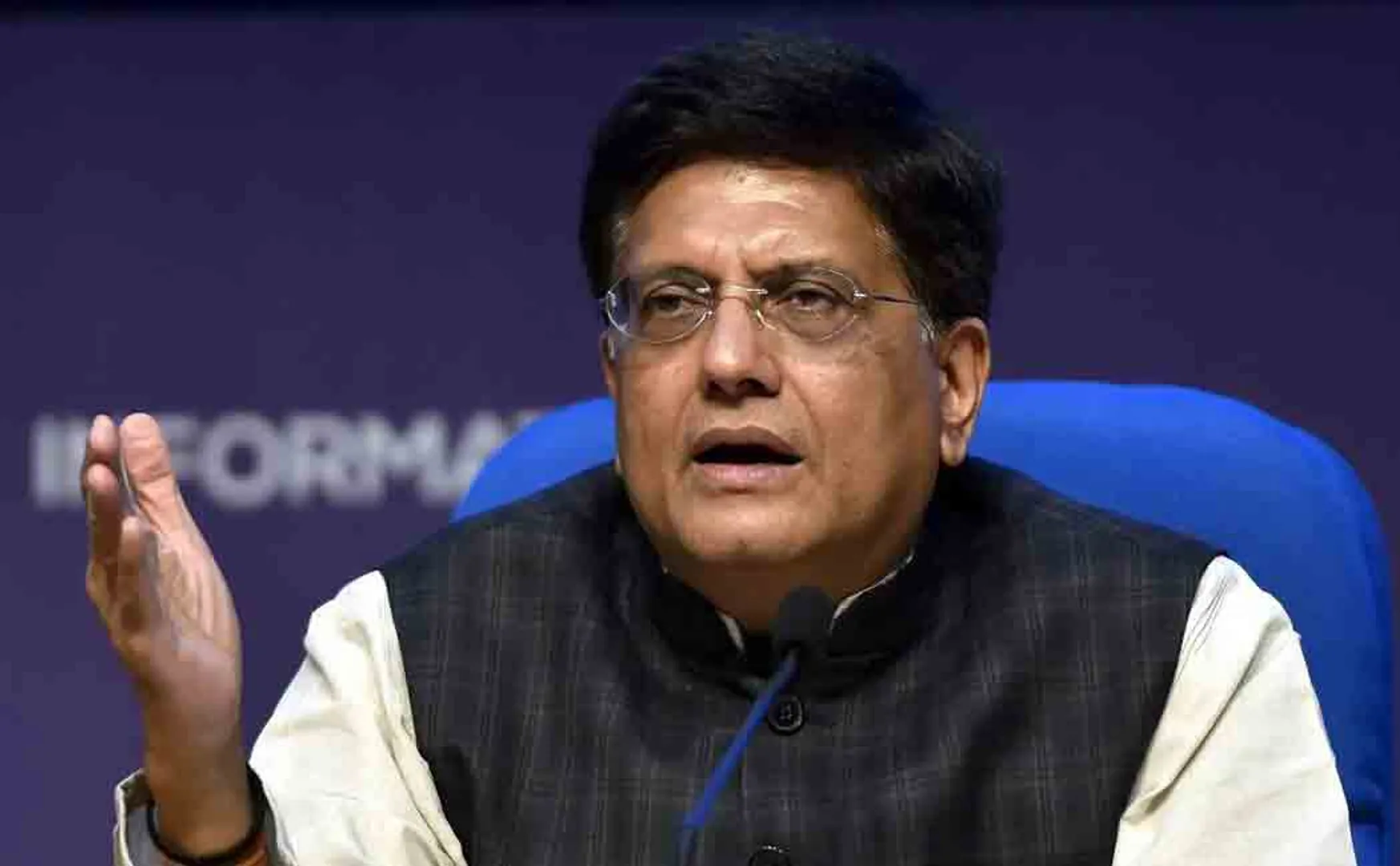 Union Minister Piyush Goyal criticize sharad pawar for israel palestine issue 