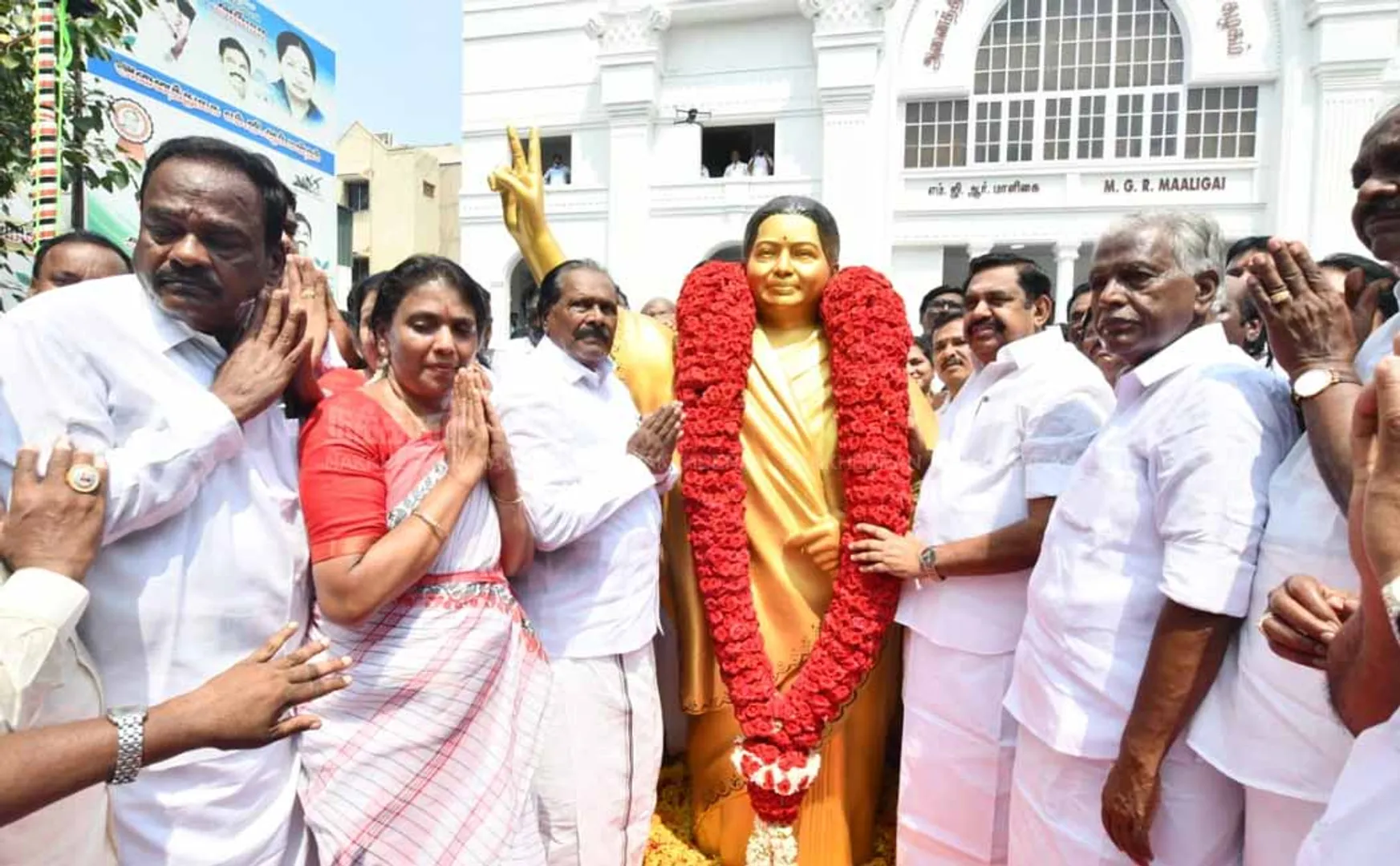 ADMK 52nd anniversary anna missing  