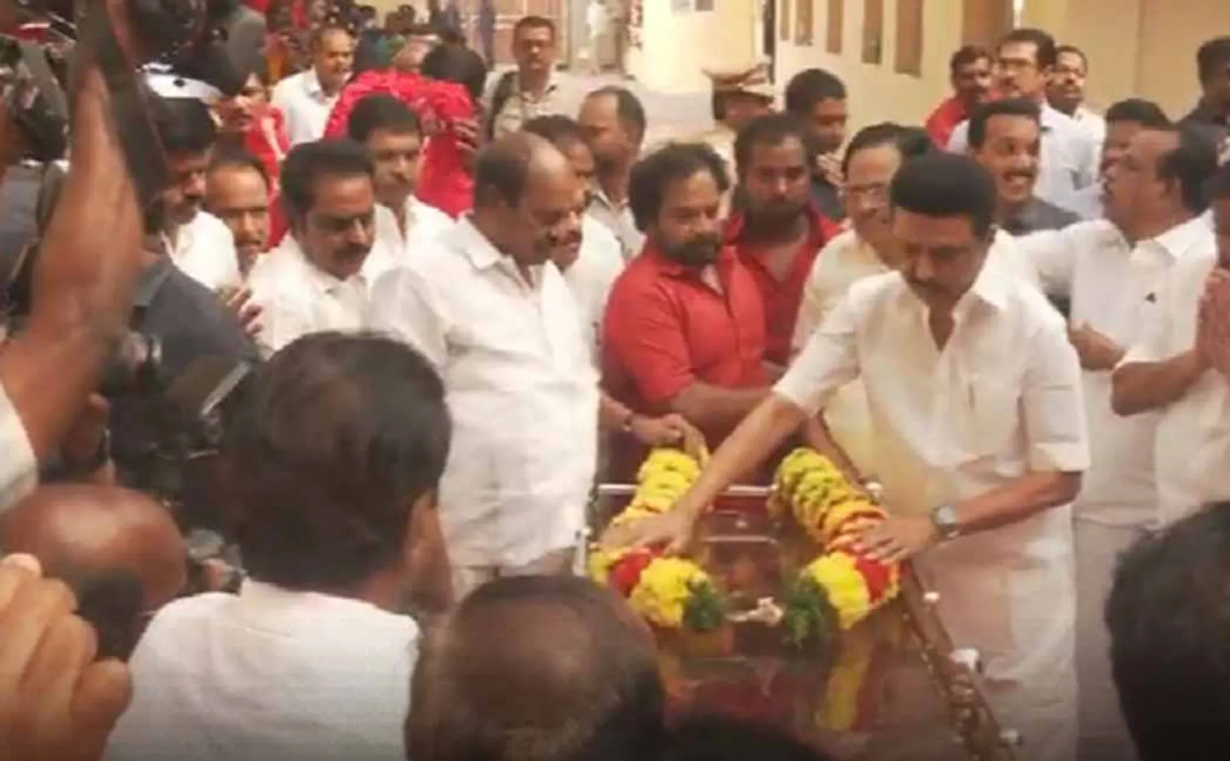 Chief Minister M.K.  Stalin Tribute to in person