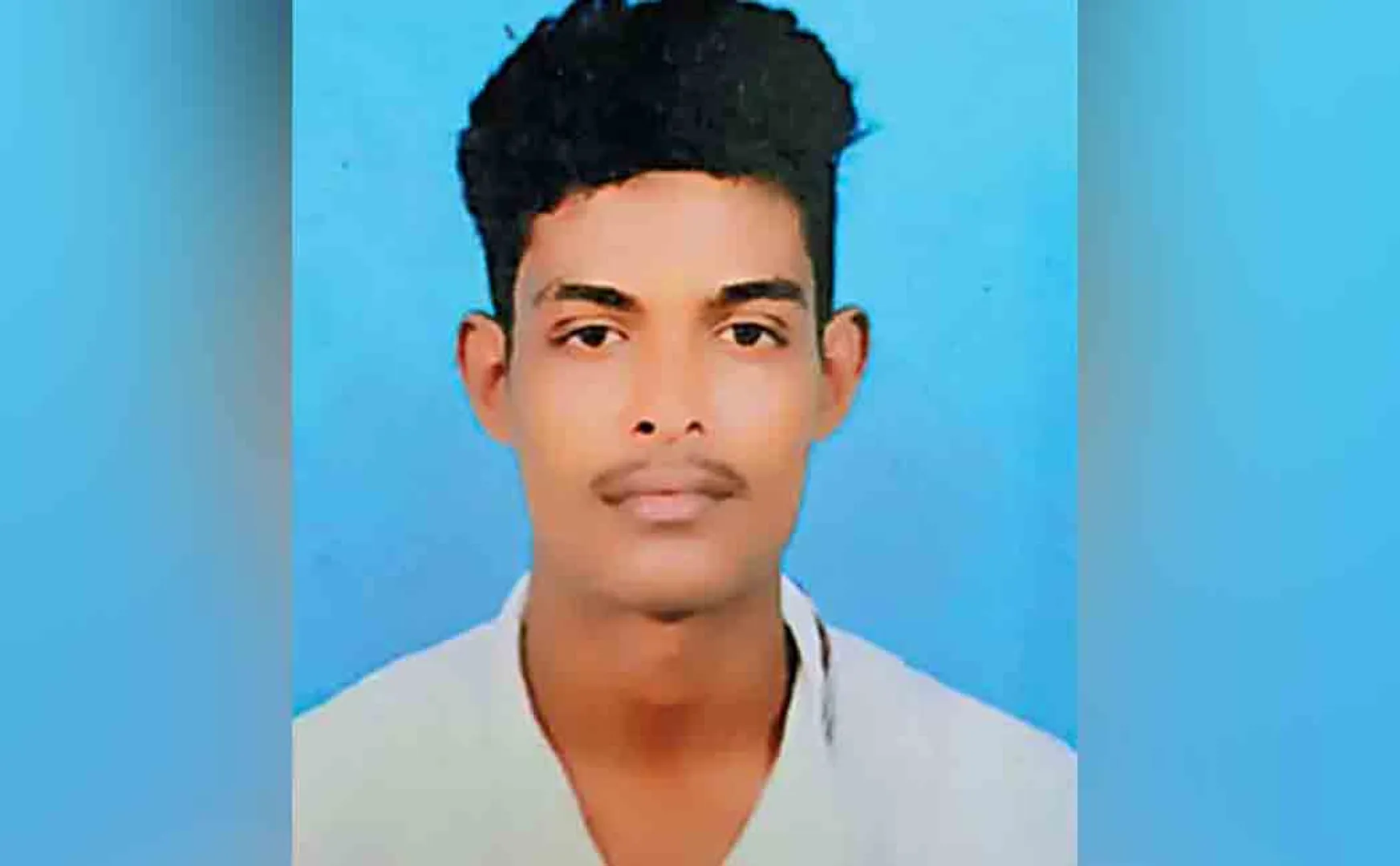 A teenager passed away by his friends in thiruvallur