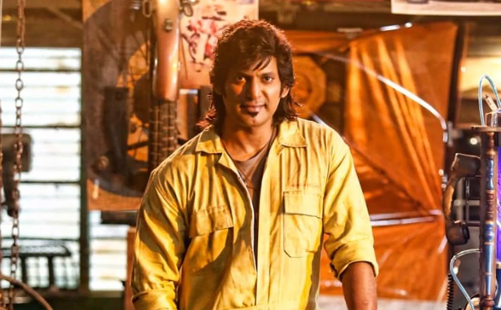 vishal celebrated aayudha pooja with workers 