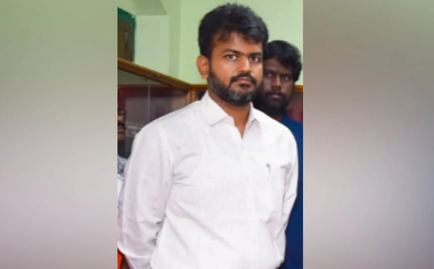 Erode Collector warns that action will be taken against fake journalists