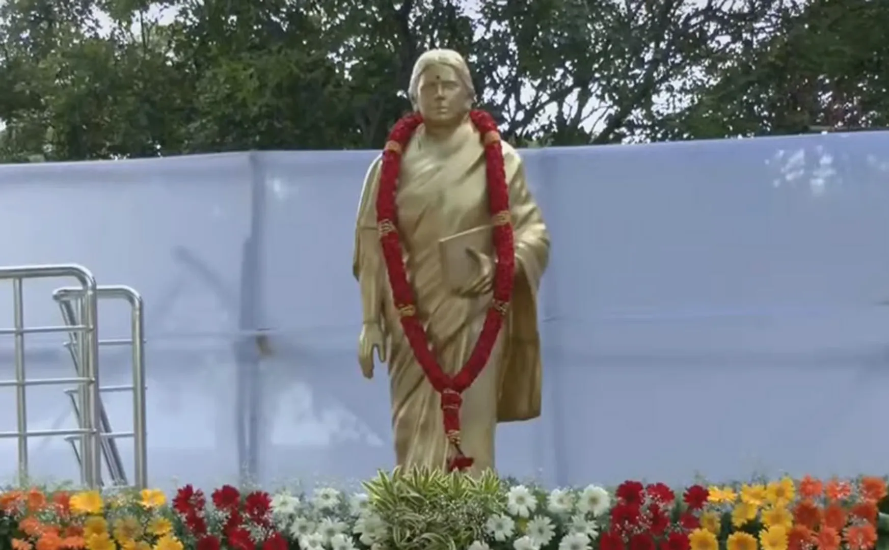 Statue of Anjalayammal inaugurated in Cuddalore