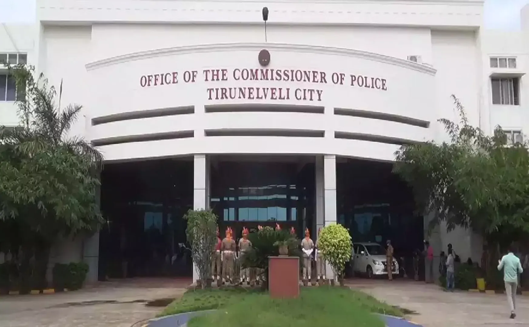 6 people arrested for Urinating on  youths 