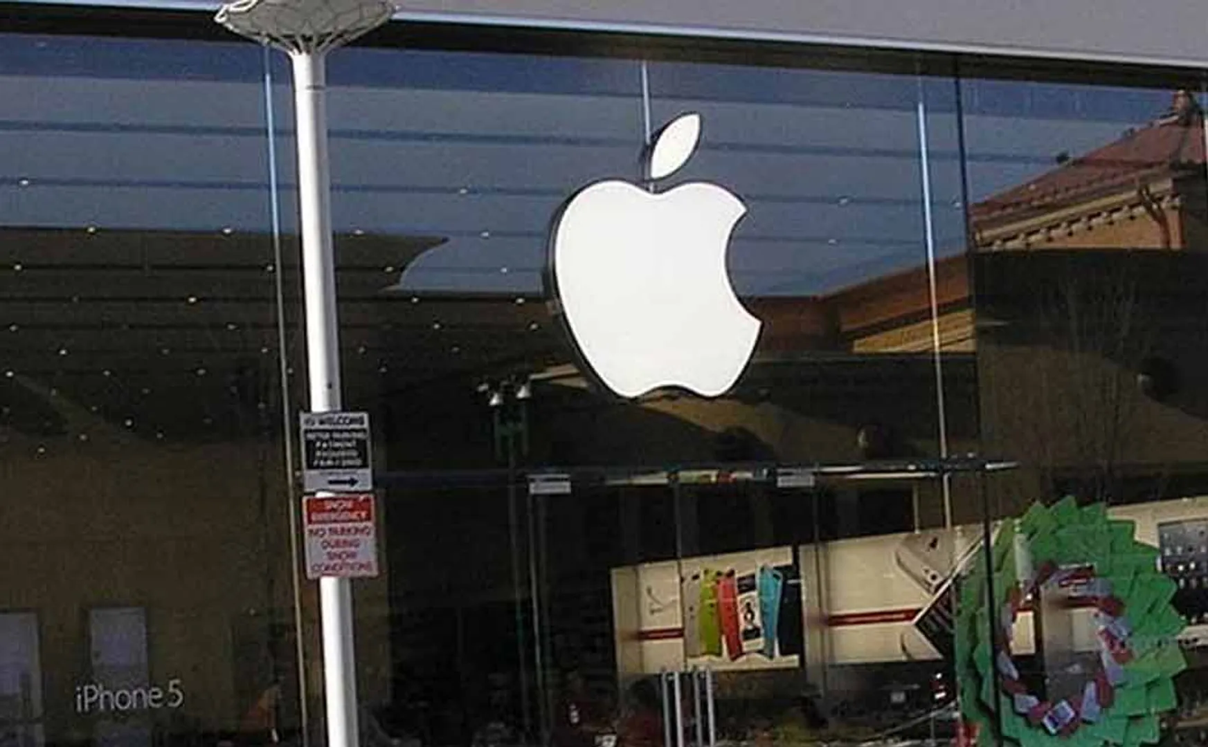 Central government notice to Apple for message received by opposition MPs