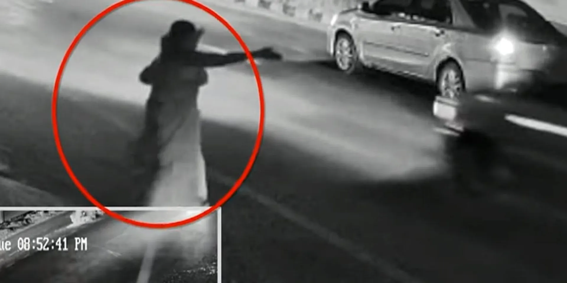 Chain flush at night; Screaming woman on the road; CCTV footage goes viral
