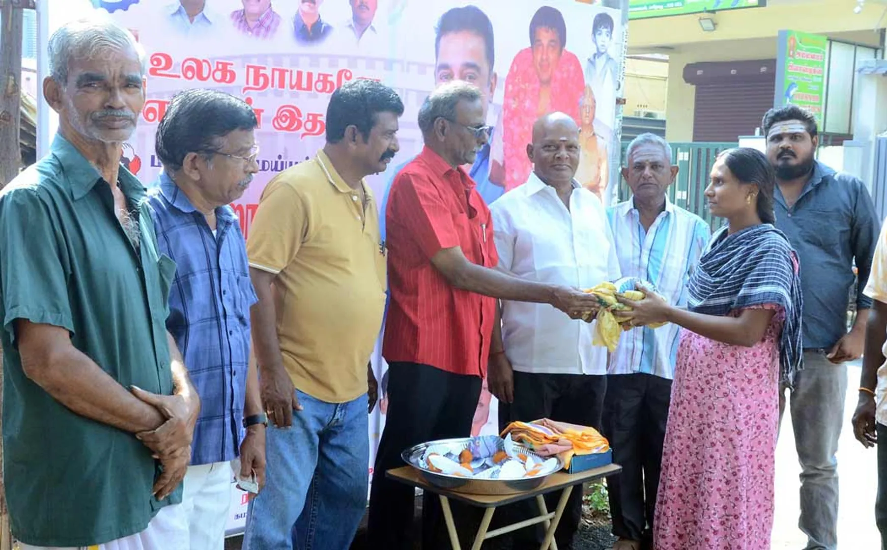  welfare schemes were provided to the people on behalf of Kamal fans
