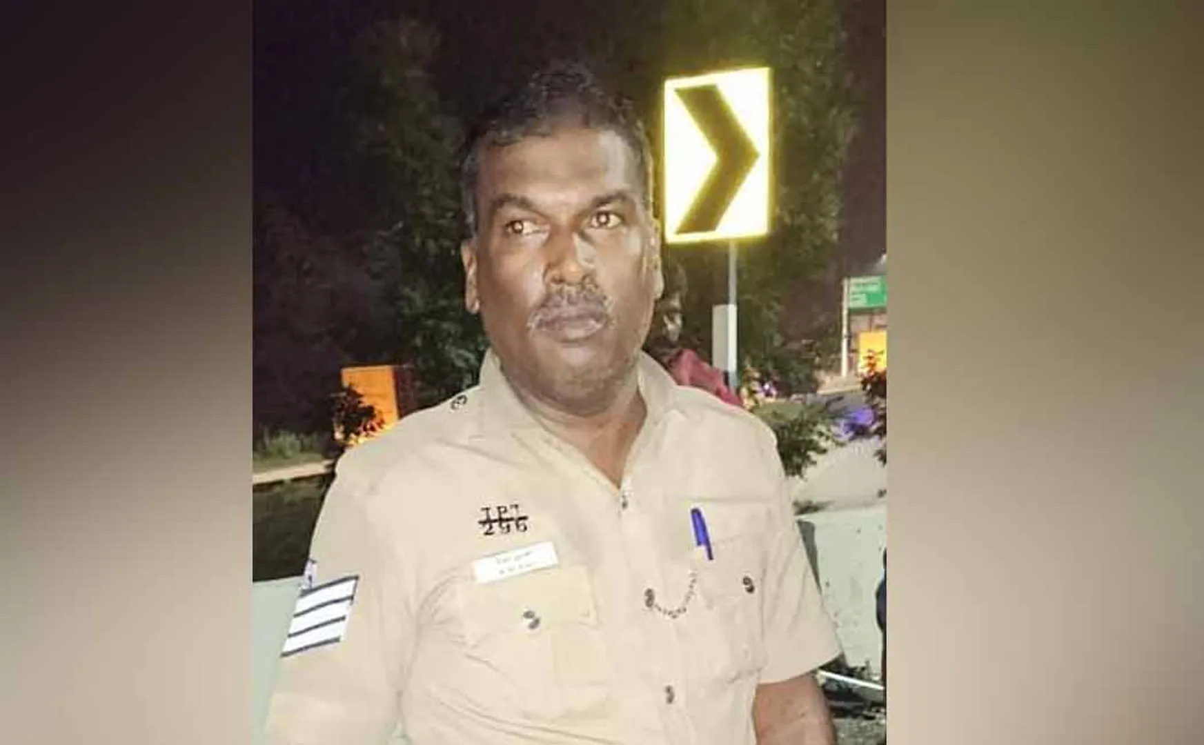 police paid homage to the head constable by firing 21 rounds