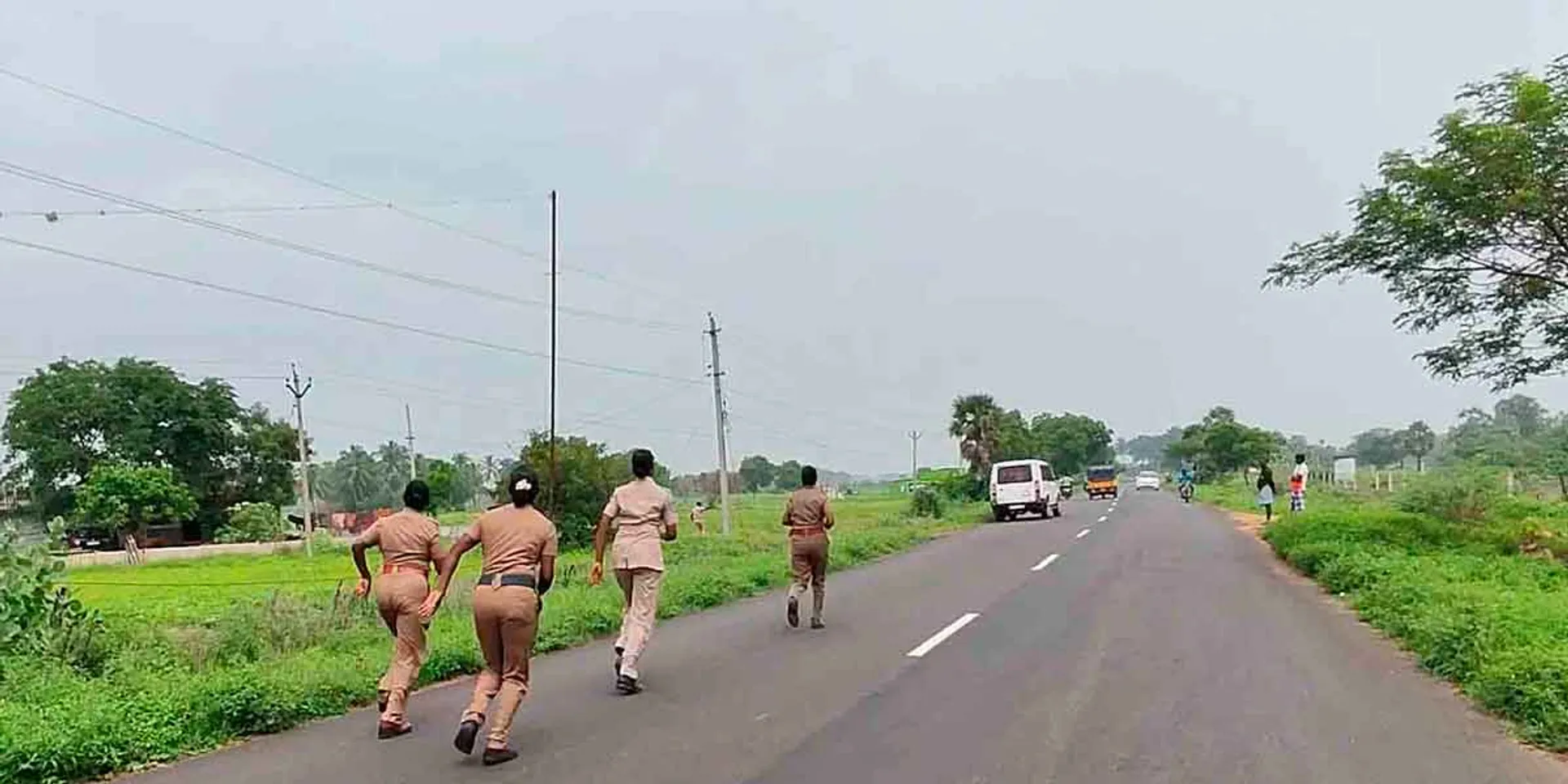 'Planned lovers'-the chased away by the police returns empty-handed