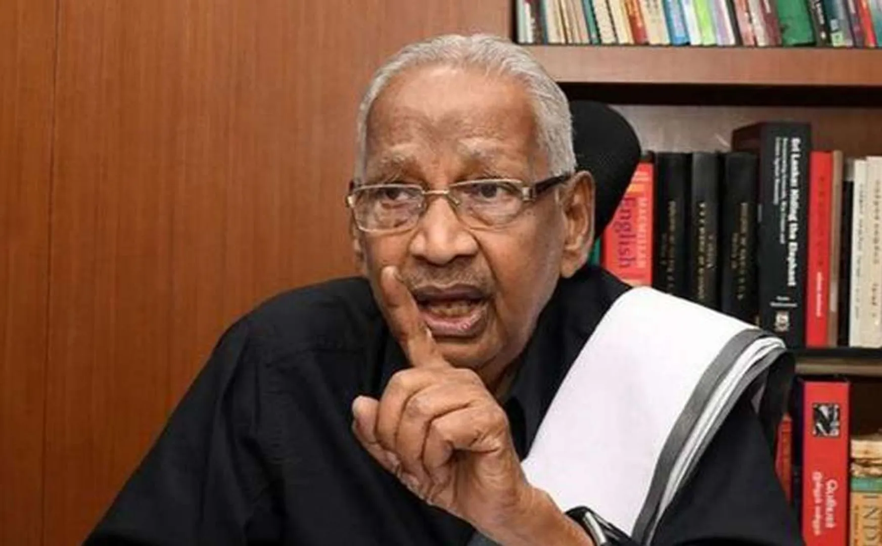 D.K. Chairman K. Veeramani crictized tamilnadu governor 