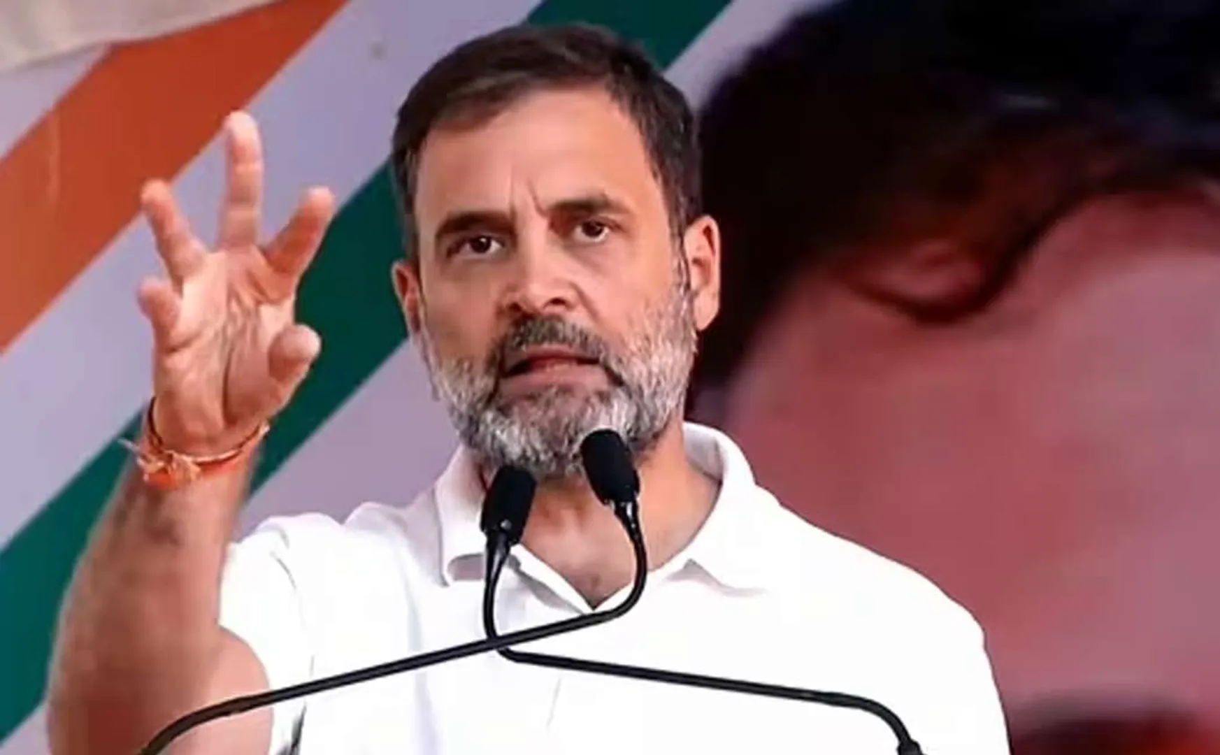 rahul gandhi critctized chandrasekhar rao in telangana