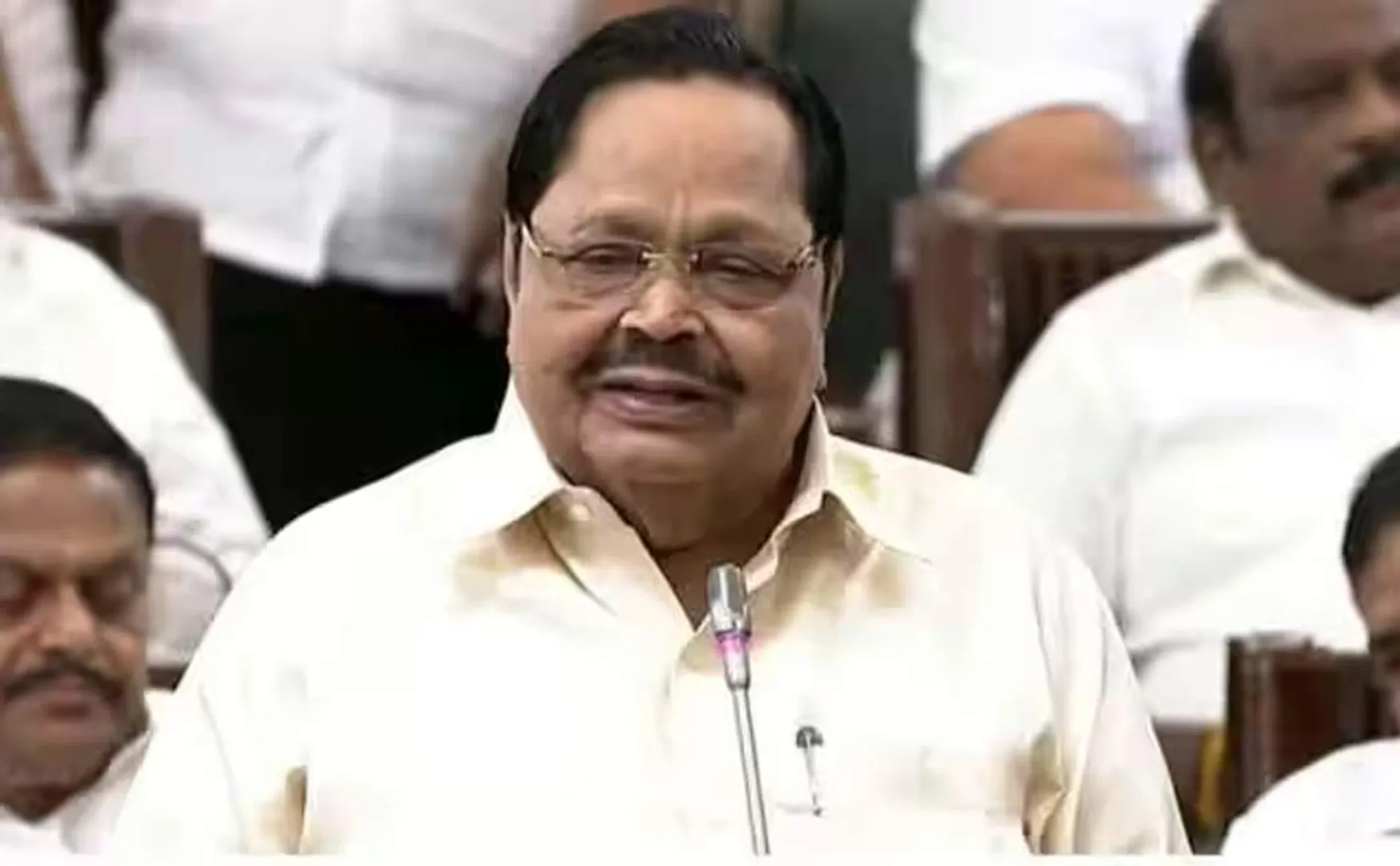 minister duraimurugan crictized admk