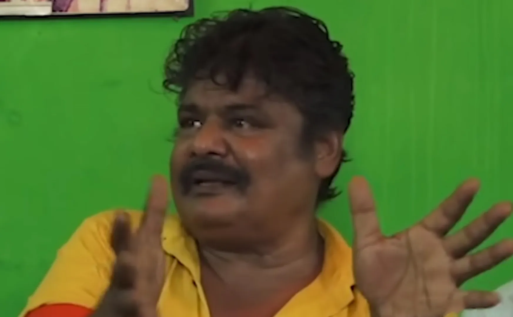tamilnadu film exhibitors association  Condemn for mansoor ali khan 